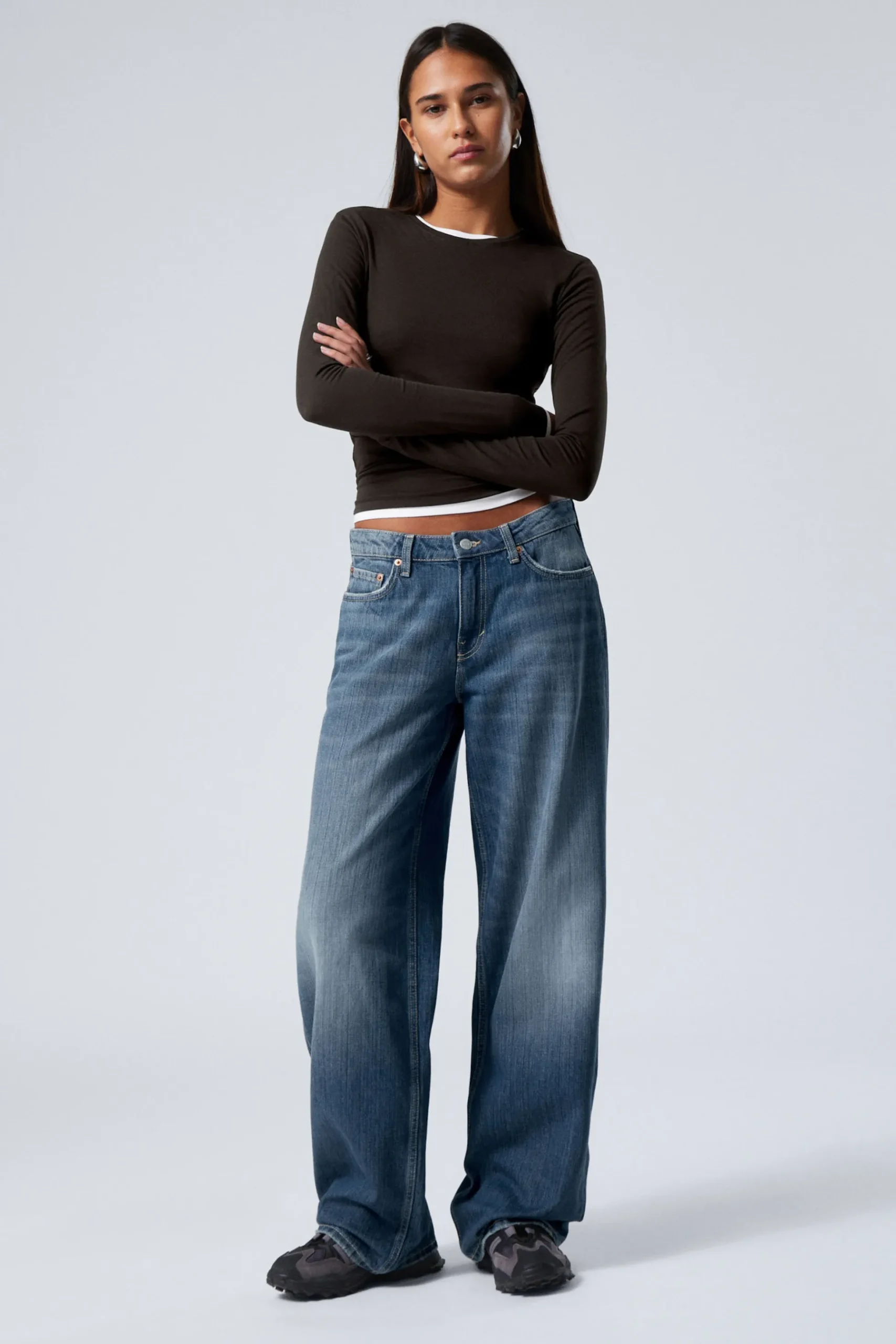 Weekday AMPLE LOW RISE LOOSE WIDE LEG JEANS mine blue medium blue Online