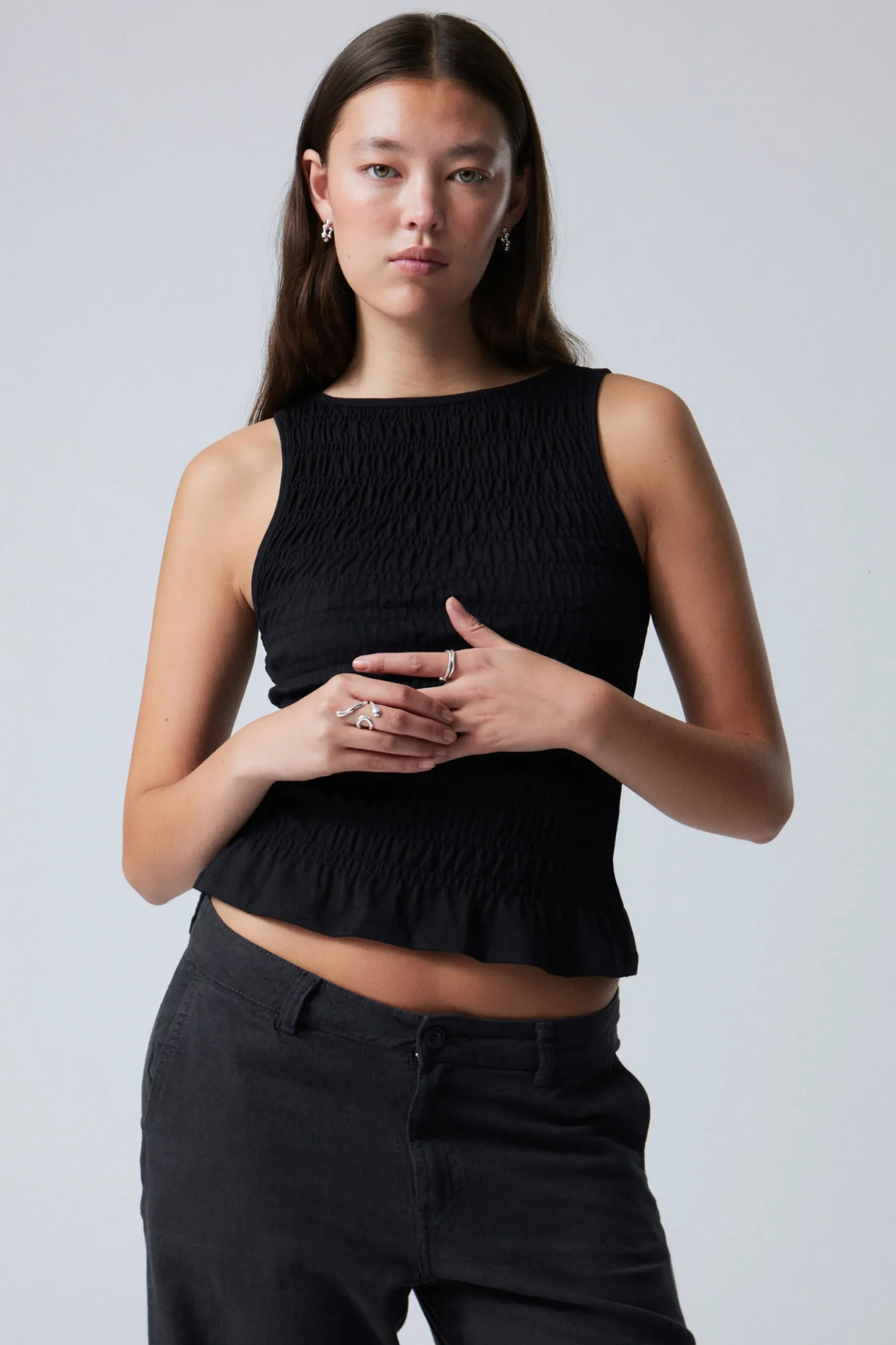 Weekday ANNIE SMOCKED BOAT-NECK TOP black New