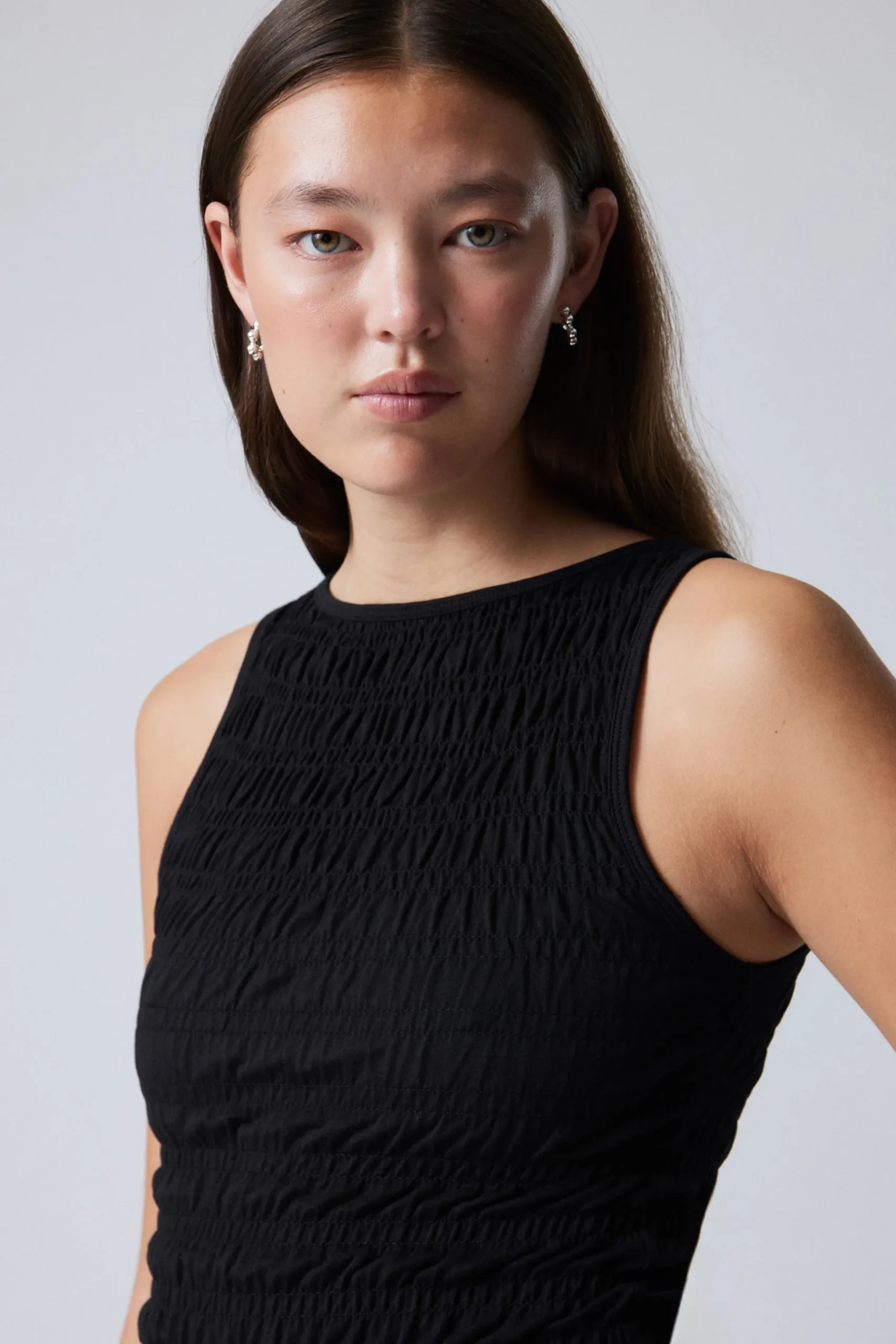 Weekday ANNIE SMOCKED BOAT-NECK TOP black New