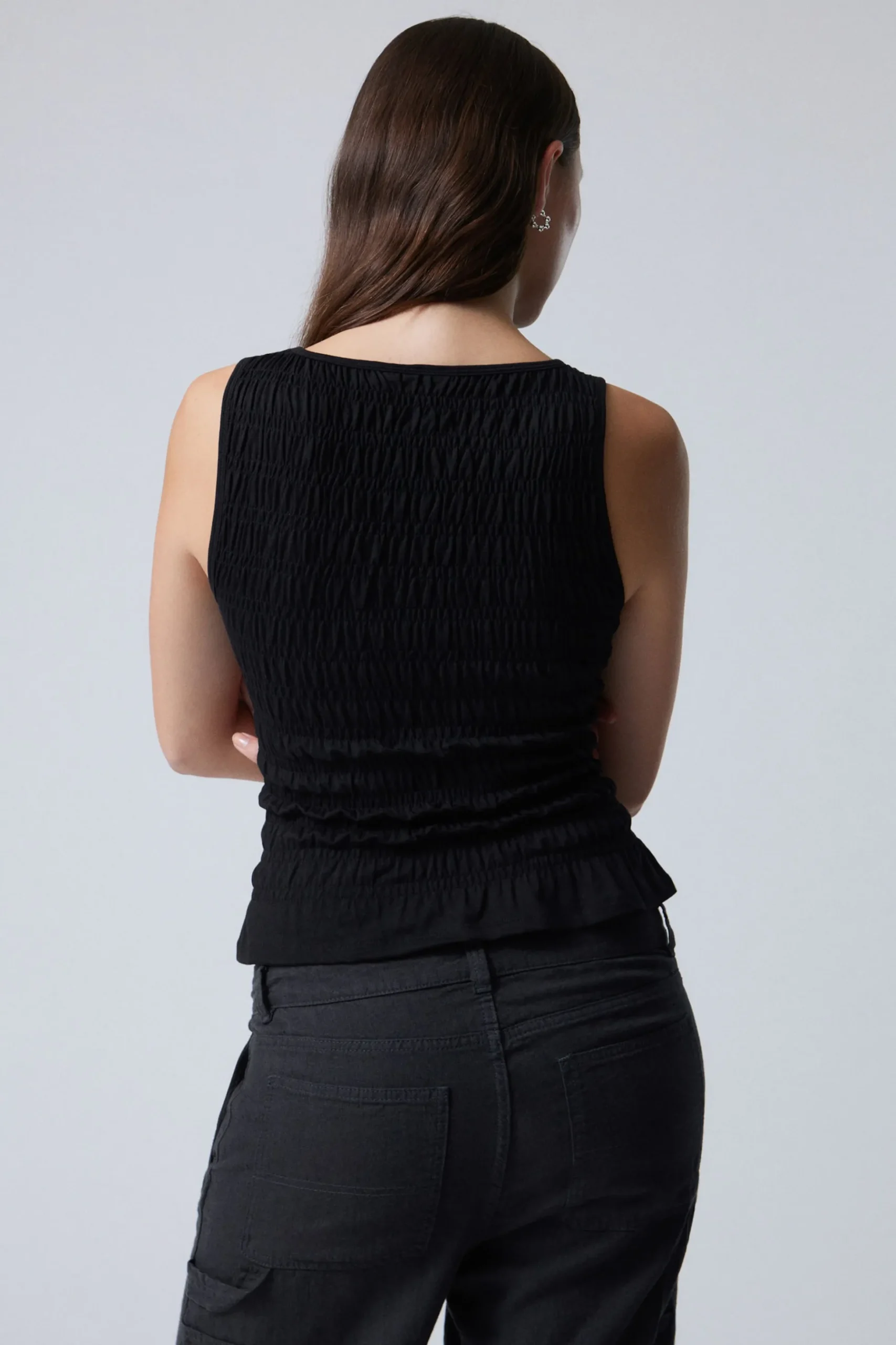 Weekday ANNIE SMOCKED BOAT-NECK TOP black New