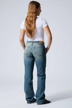 Weekday ARROW LOW RISE REGULAR STRAIGHT LEG JEANS jackpot blue medium blue Clearance