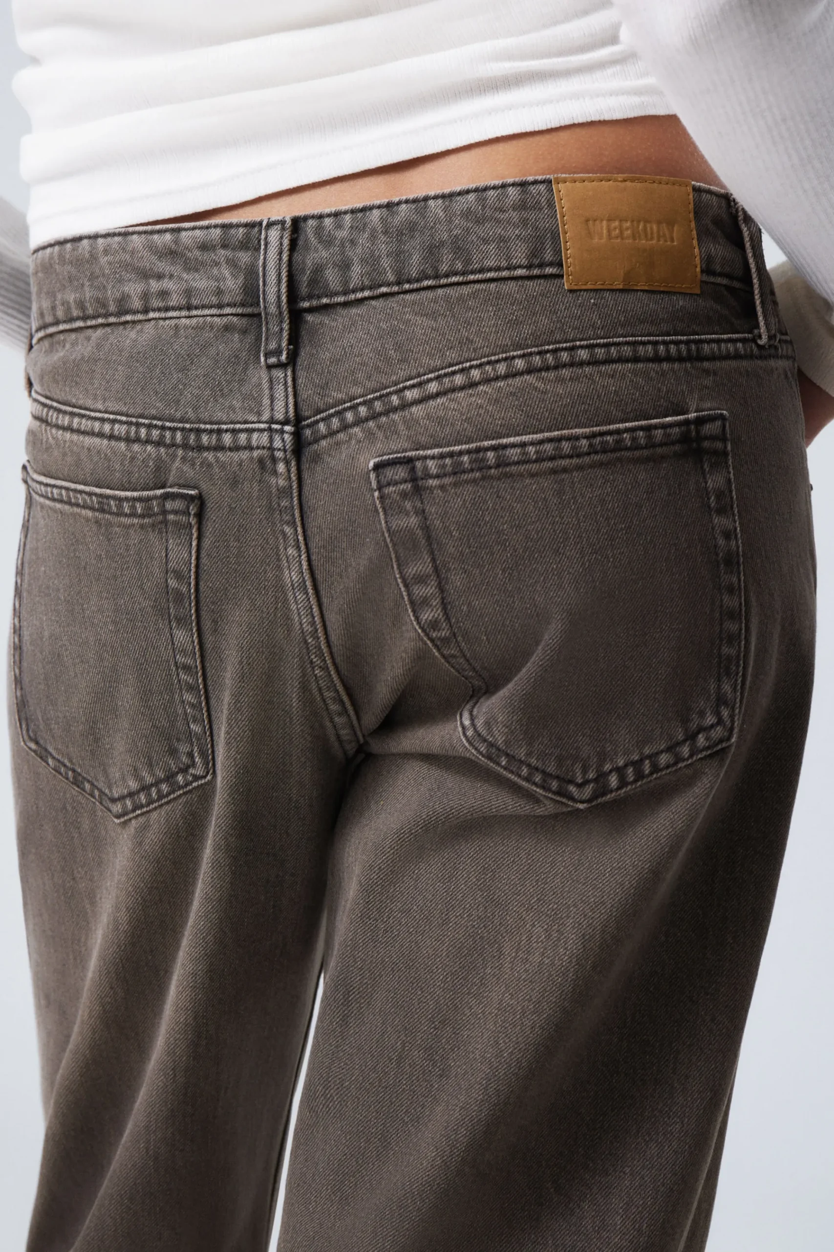 Weekday ARROW LOW RISE REGULAR STRAIGHT LEG JEANS clay grey grey Discount