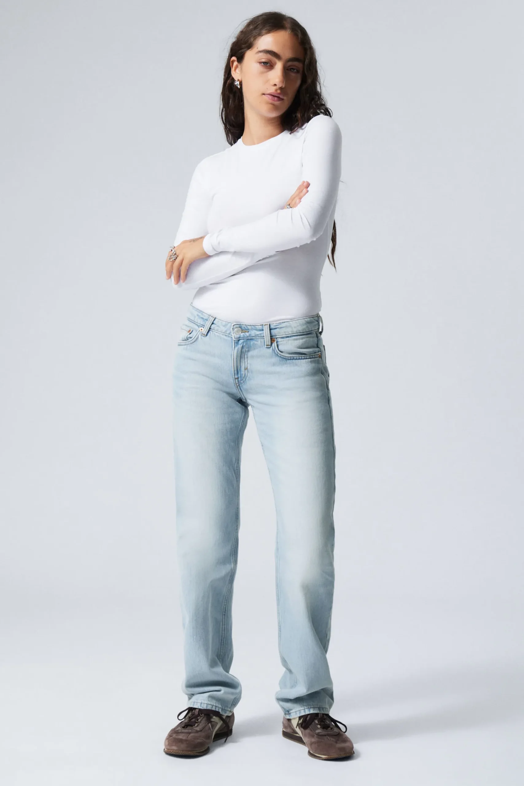 Weekday ARROW LOW RISE REGULAR STRAIGHT LEG JEANS aeon blue light blue Cheap