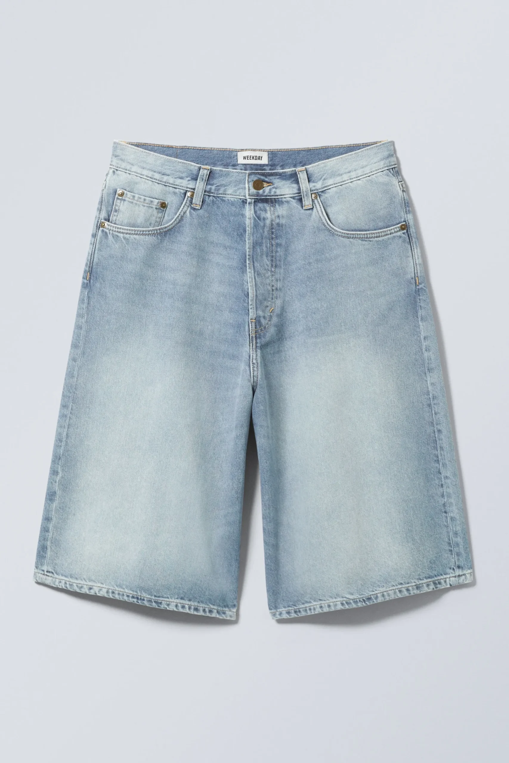 Weekday ASTRO DENIM LOOSE BAGGY SHORTS tide blue Outlet