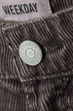 Weekday ASTRO LOOSE BAGGY CORDUROY TROUSERS washed dark brown Shop