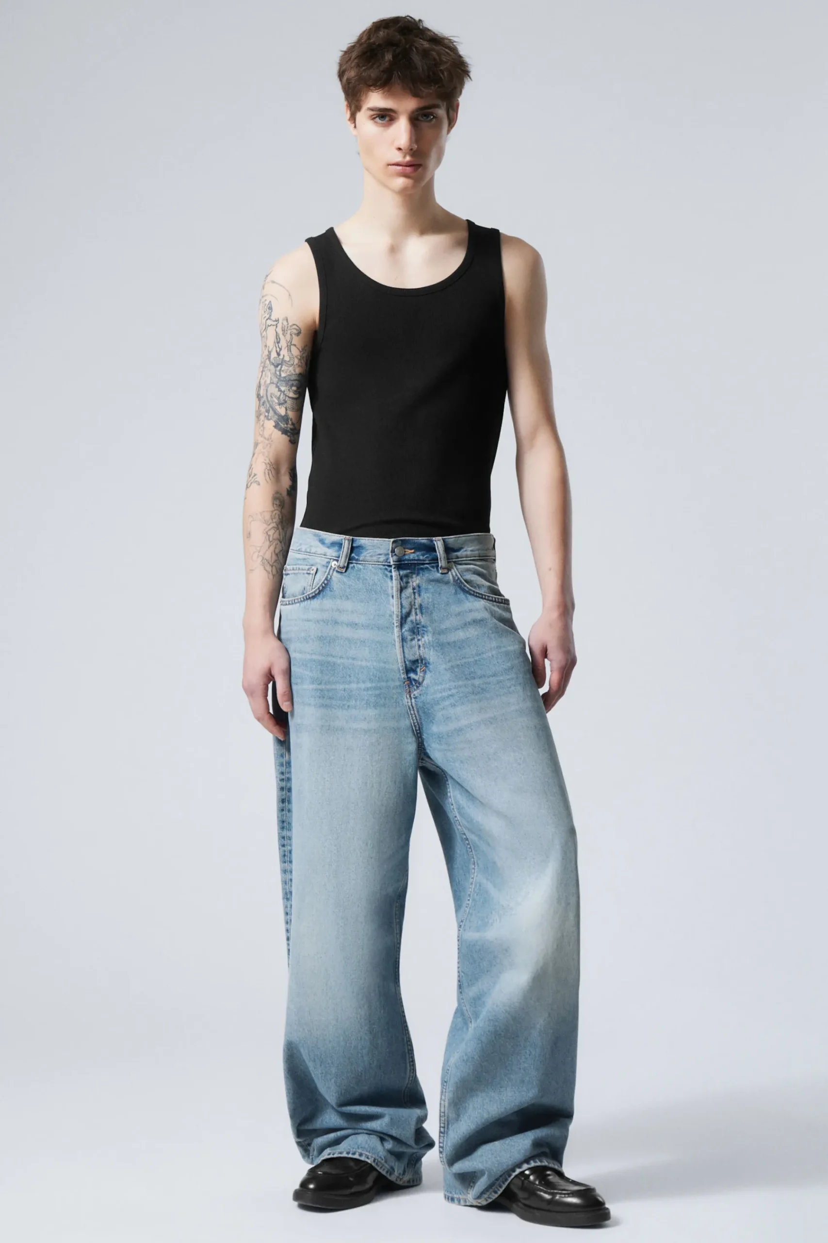 Weekday ASTRO LOOSE BAGGY LEG JEANS seventeen blue medium blue Clearance