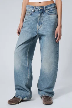 Weekday ASTRO LOOSE BAGGY LEG JEANS seventeen blue medium blue Clearance