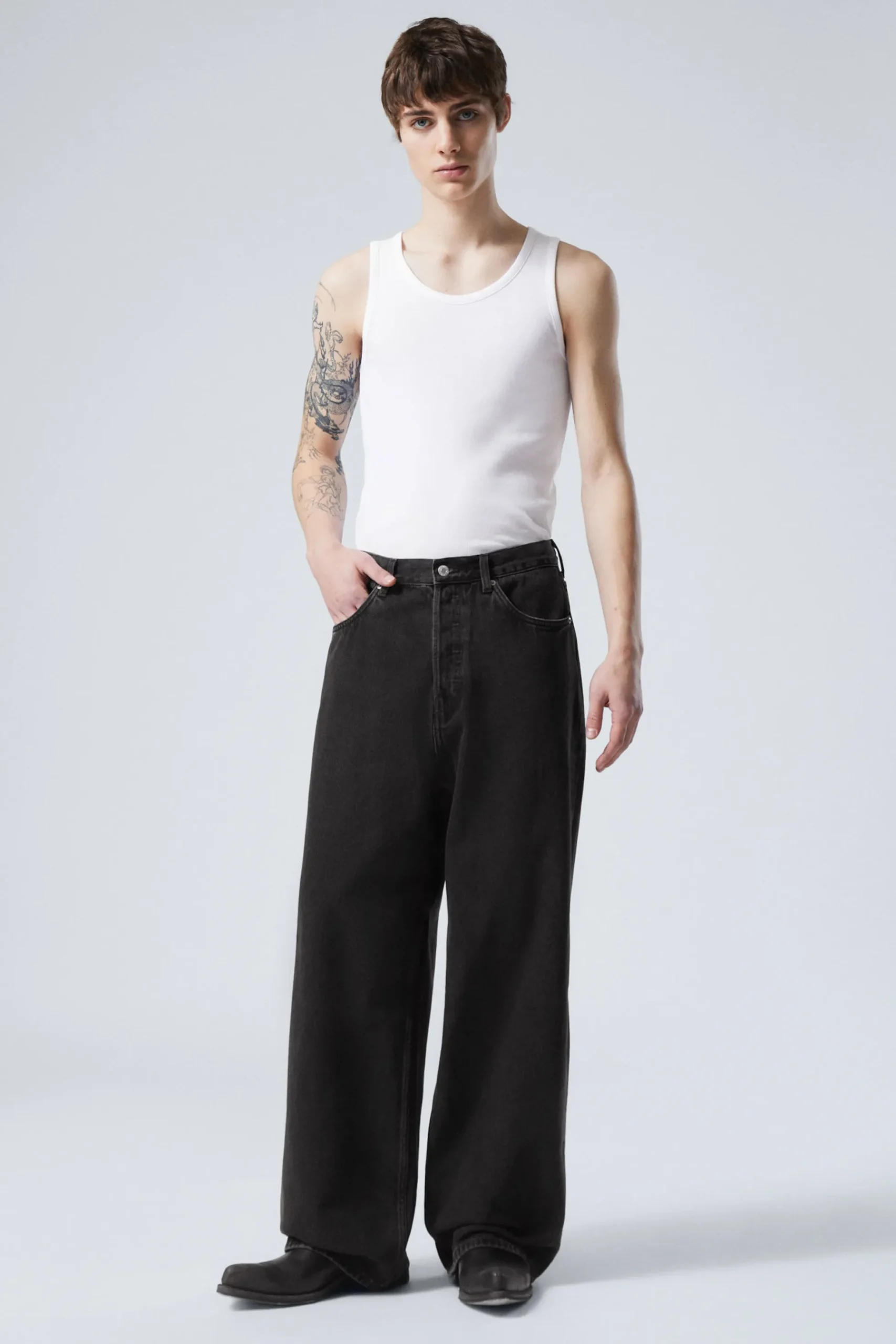 Weekday ASTRO LOOSE BAGGY LEG JEANS tuned black black Online