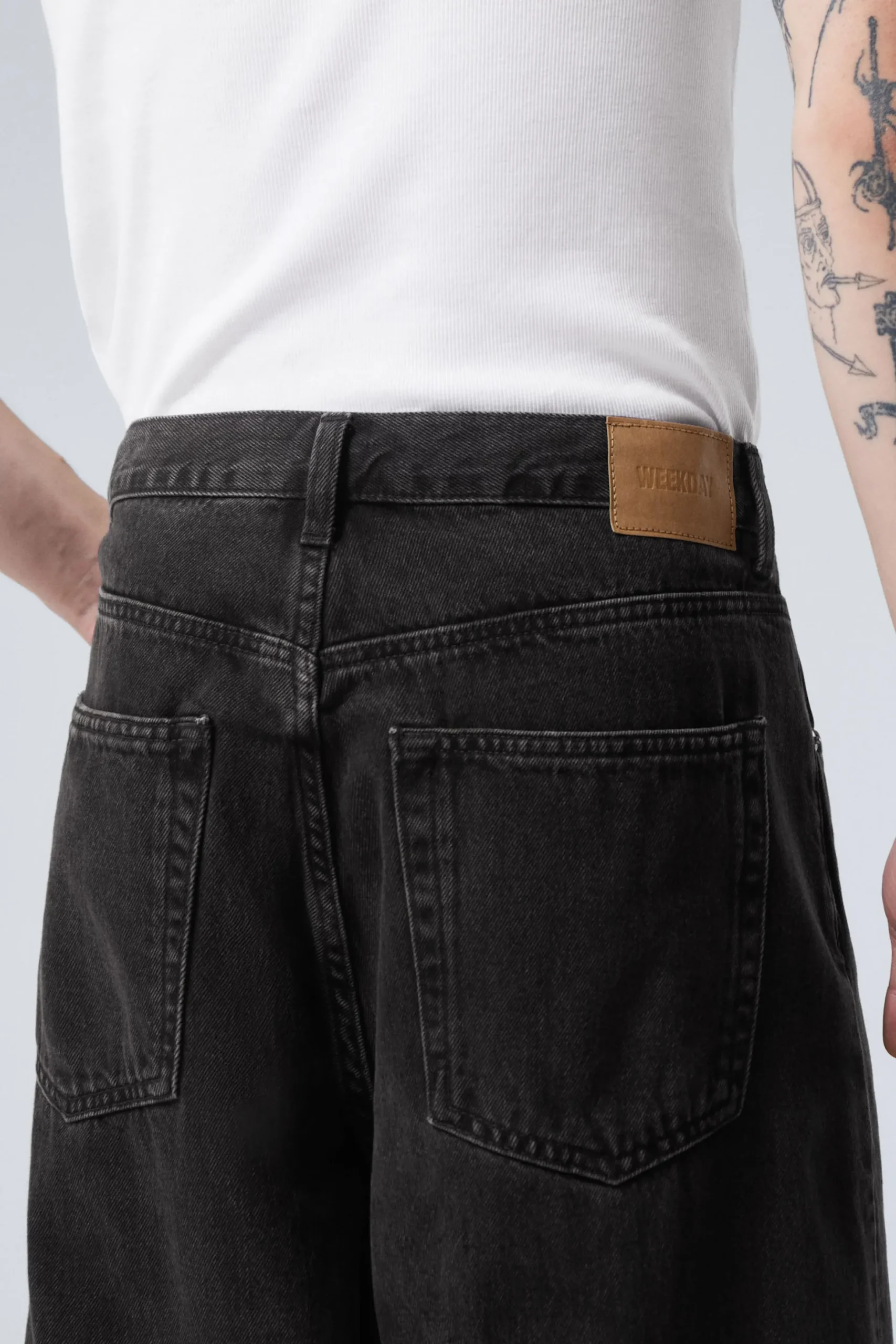 Weekday ASTRO LOOSE BAGGY LEG JEANS tuned black black Online