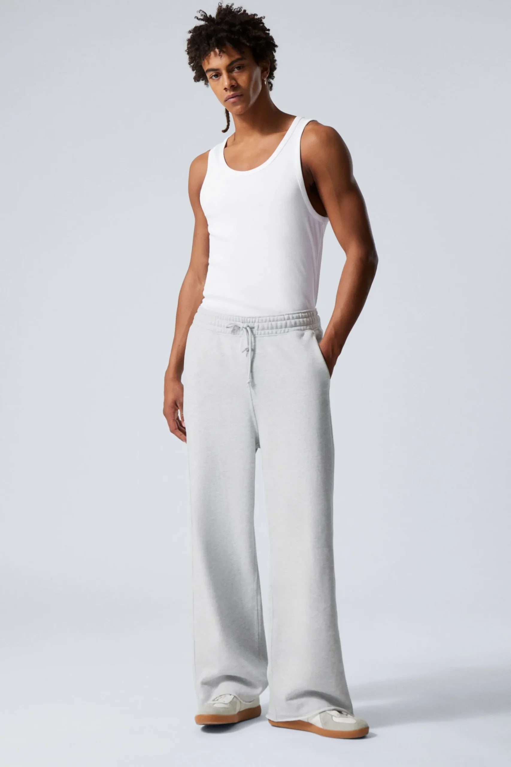 Weekday ASTRO LOOSE TERRY SWEATPANTS light dusty grey Flash Sale