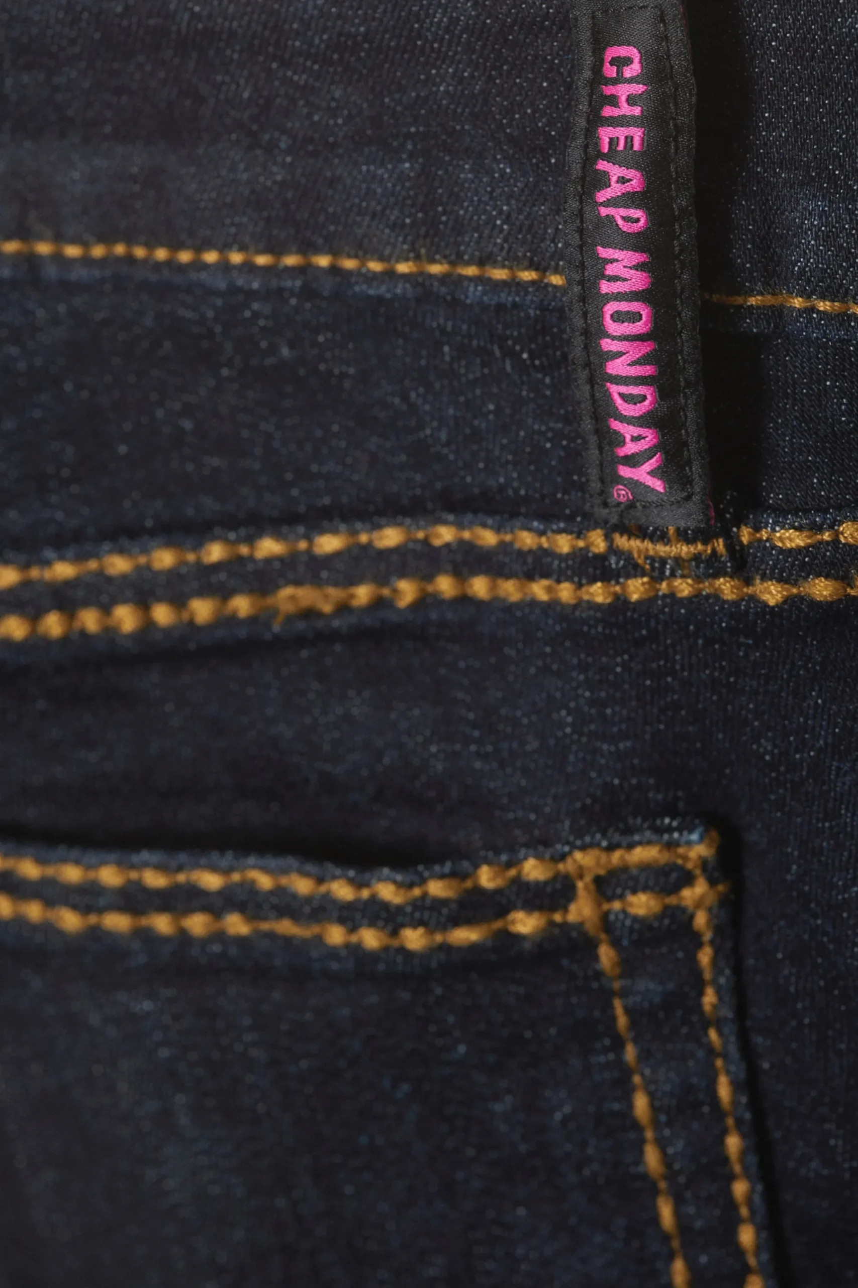 Weekday BOOTY BEI LOW WAIST SKINNY BOOTCUT JEANS blue top rinse Sale