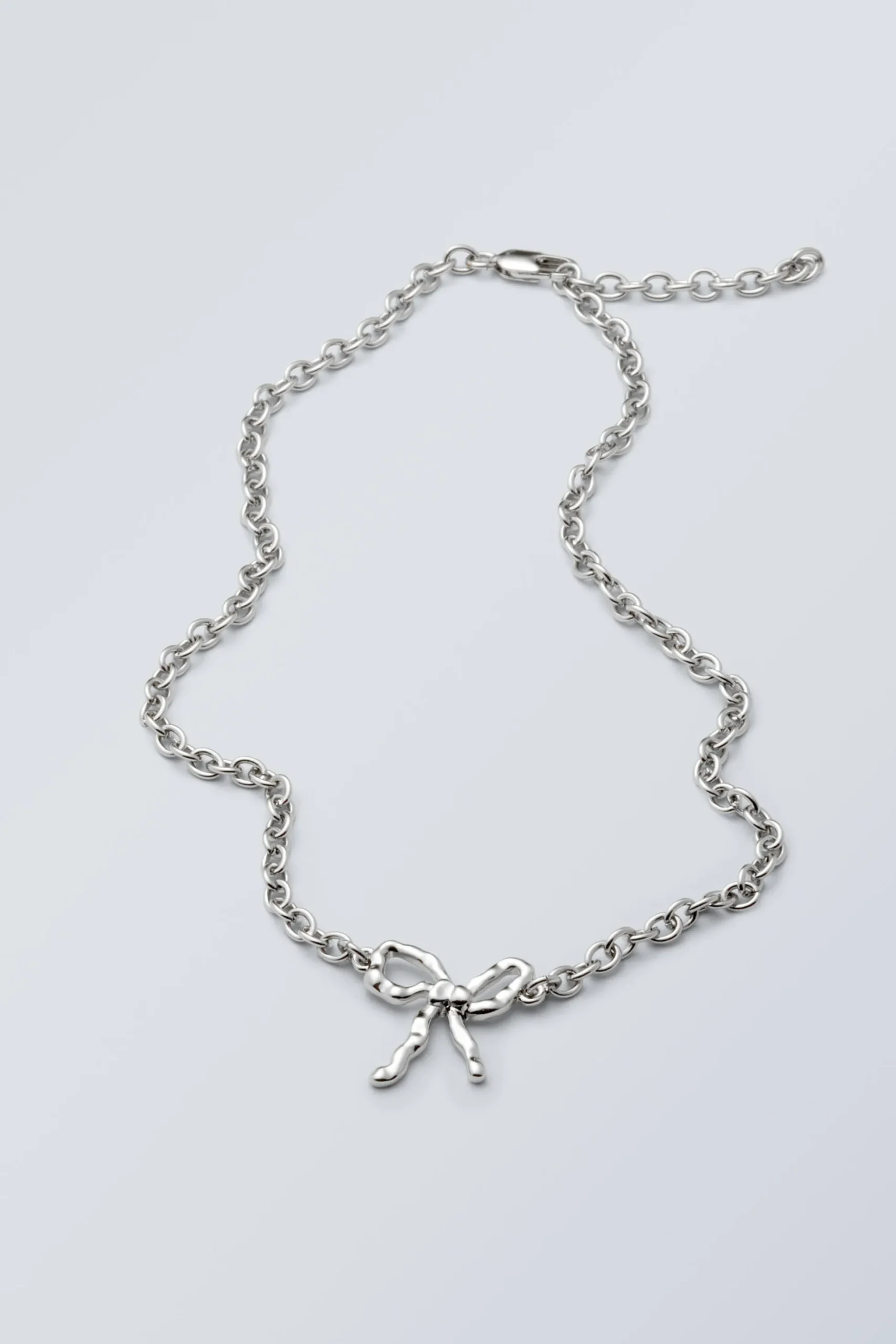 Weekday BOW NECKLACE silver Cheap