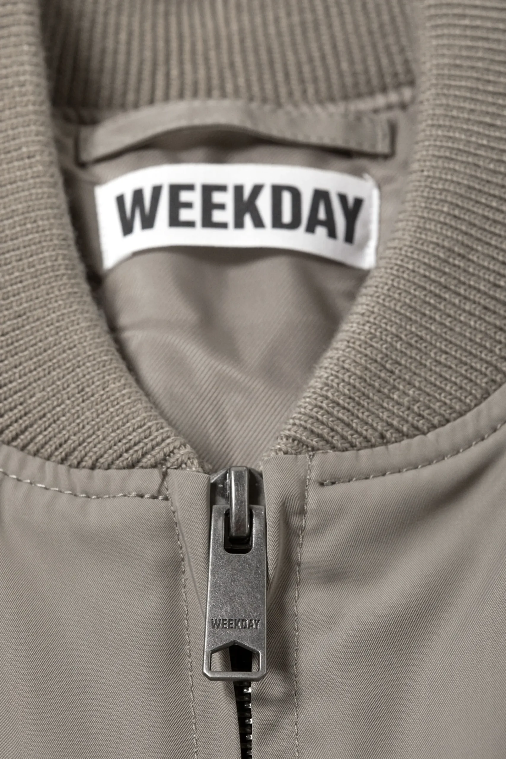 Weekday CROPPED BOMBER JACKET dusty mole Discount