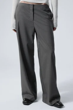 Weekday CUT-OFF WAISTBAND SUITING TROUSERS striped dark grey Hot
