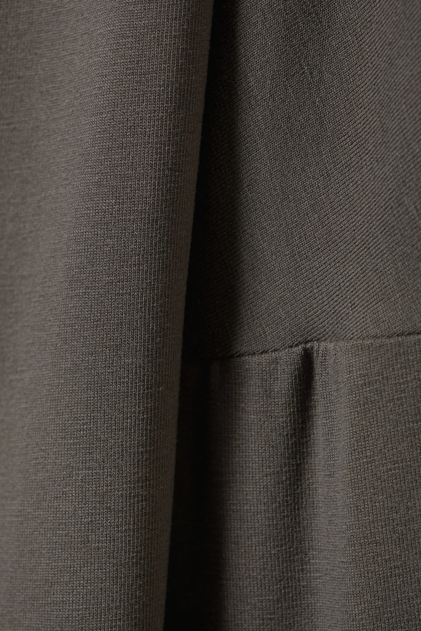 Weekday DRAPED LONG-SLEEVED LYOCELL TOP dark mole Outlet