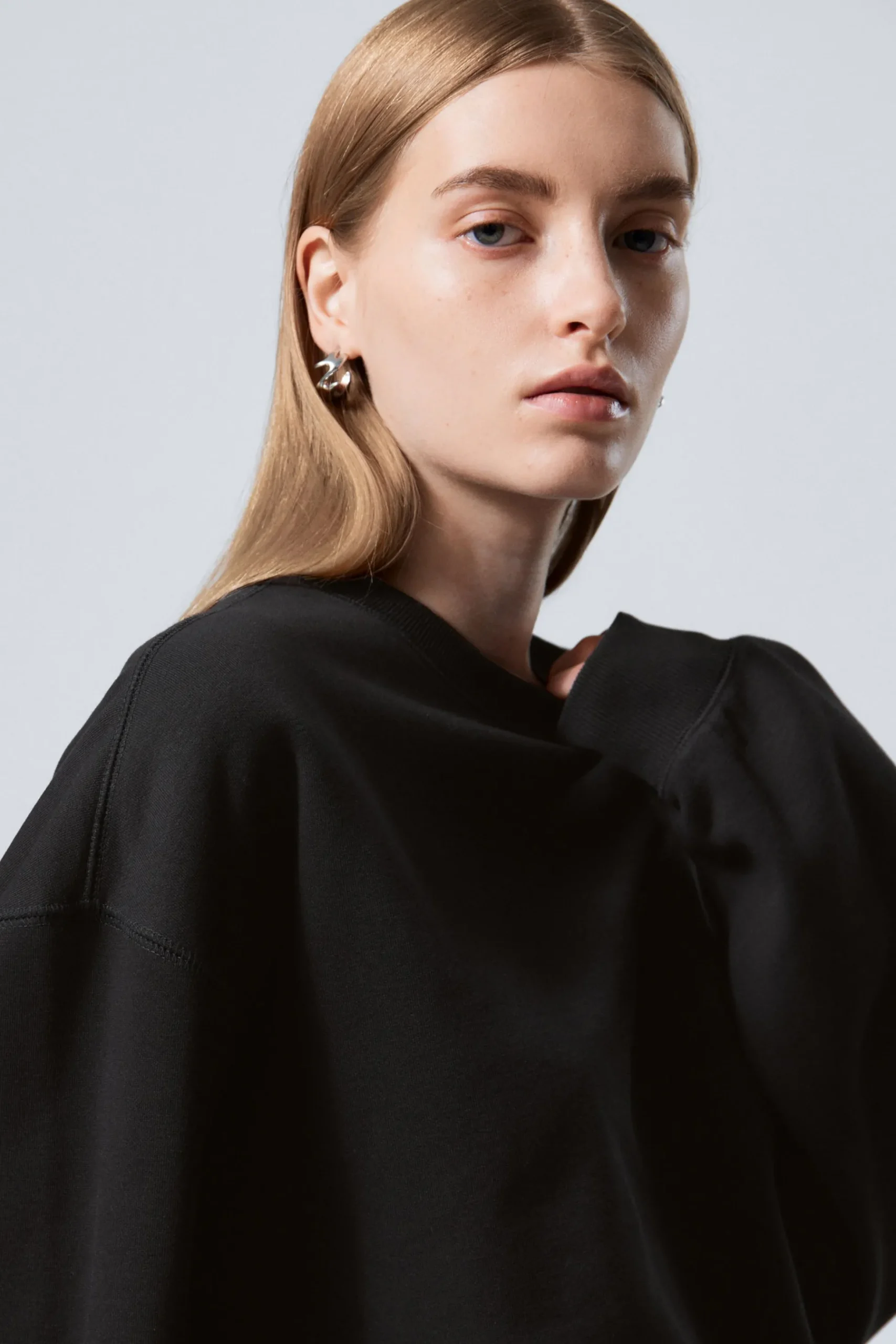 Weekday ESSENCE STANDARD SWEATSHIRT black Shop