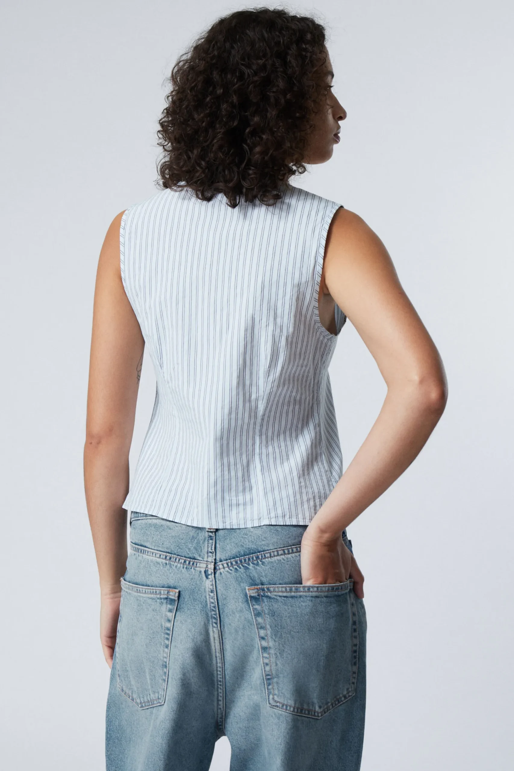 Weekday FITTED VEST TOP light blue stripe Fashion