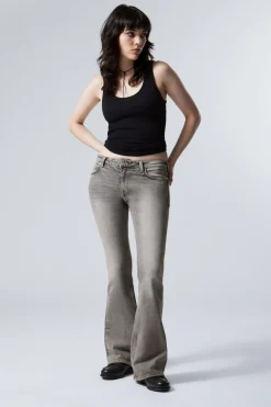 Weekday FLAME LOW RISE SLIM FLARED LEG JEANS canyon grey medium grey Best