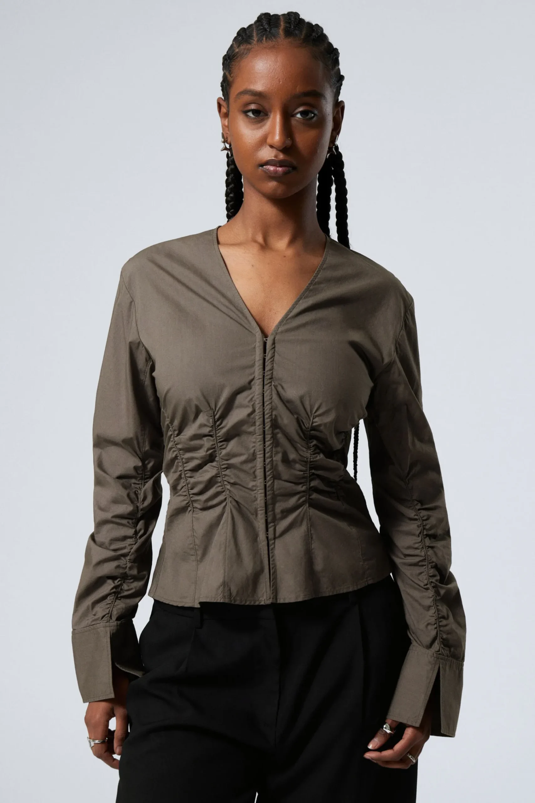 Weekday GATHERED POPLIN V-NECK SHIRT dark mole Discount
