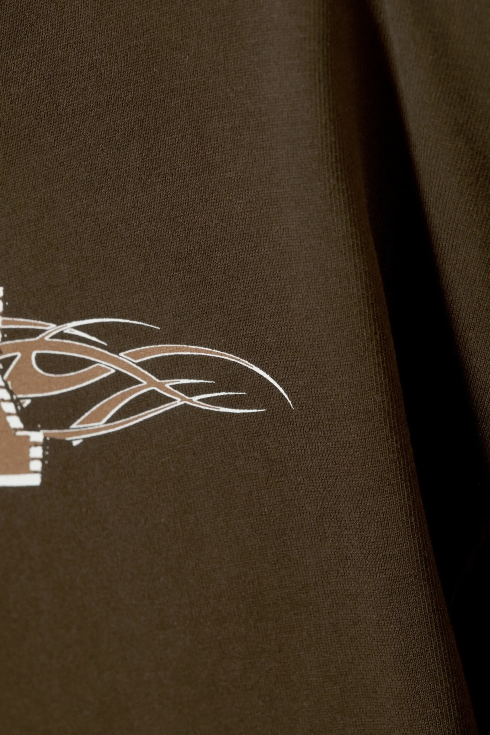Weekday GREAT BOXY PRINTED GRAPHIC TEE dark brown sports logos Outlet