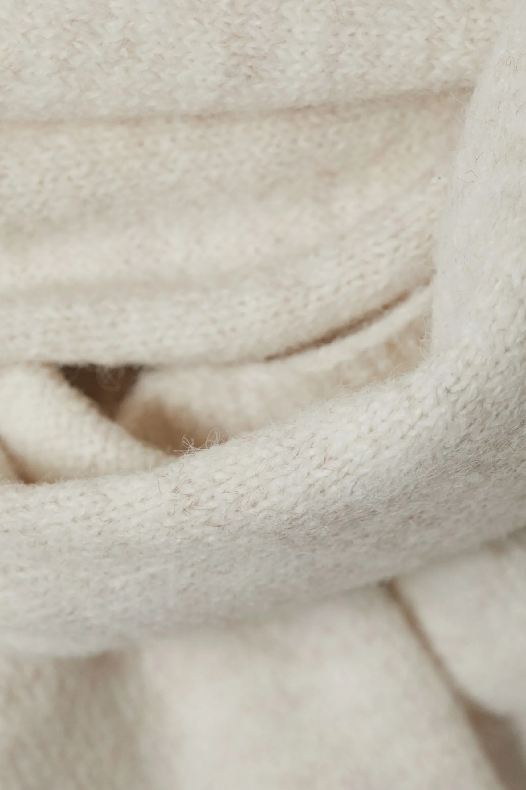 Weekday HOOD SCARF dusty white Online