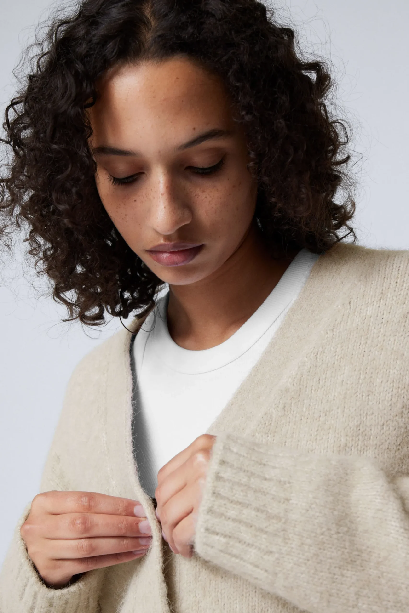 Weekday KNITTED SINGLE-BREASTED CARDIGAN dusty beige Outlet