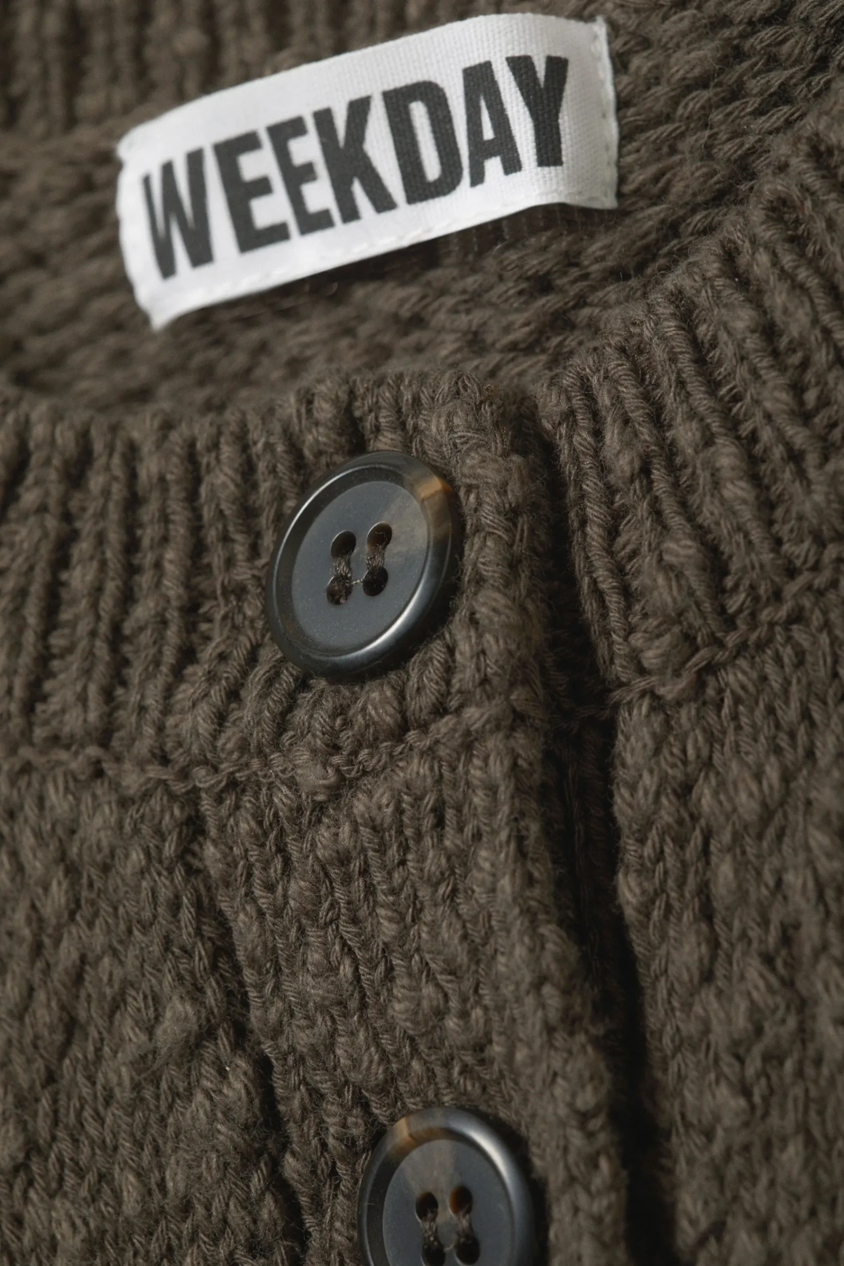 Weekday KNITTED SINGLE-BREASTED VEST dark greyish brown New