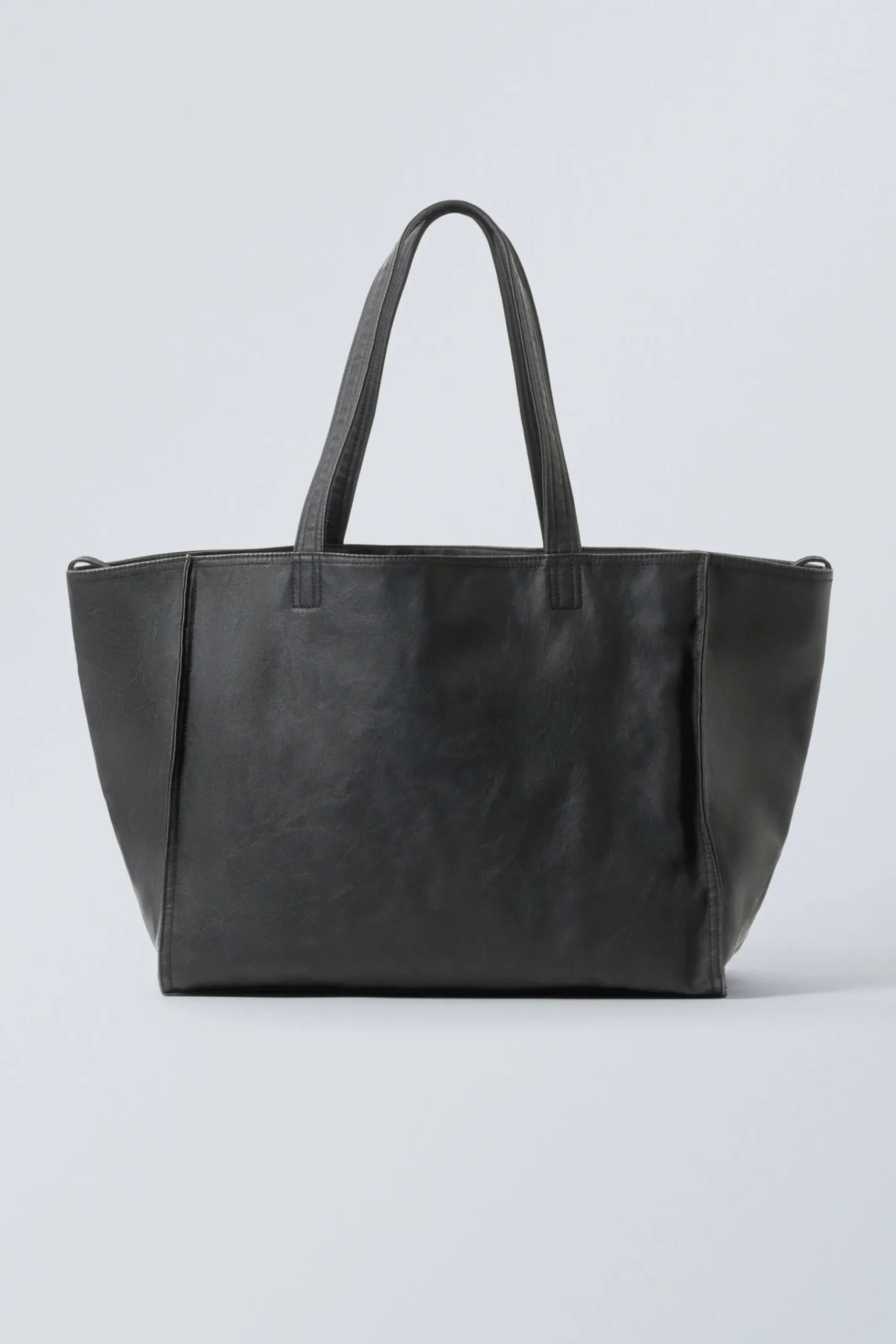 Weekday LARGE FAUX LEATHER TOTE BAG black Flash Sale