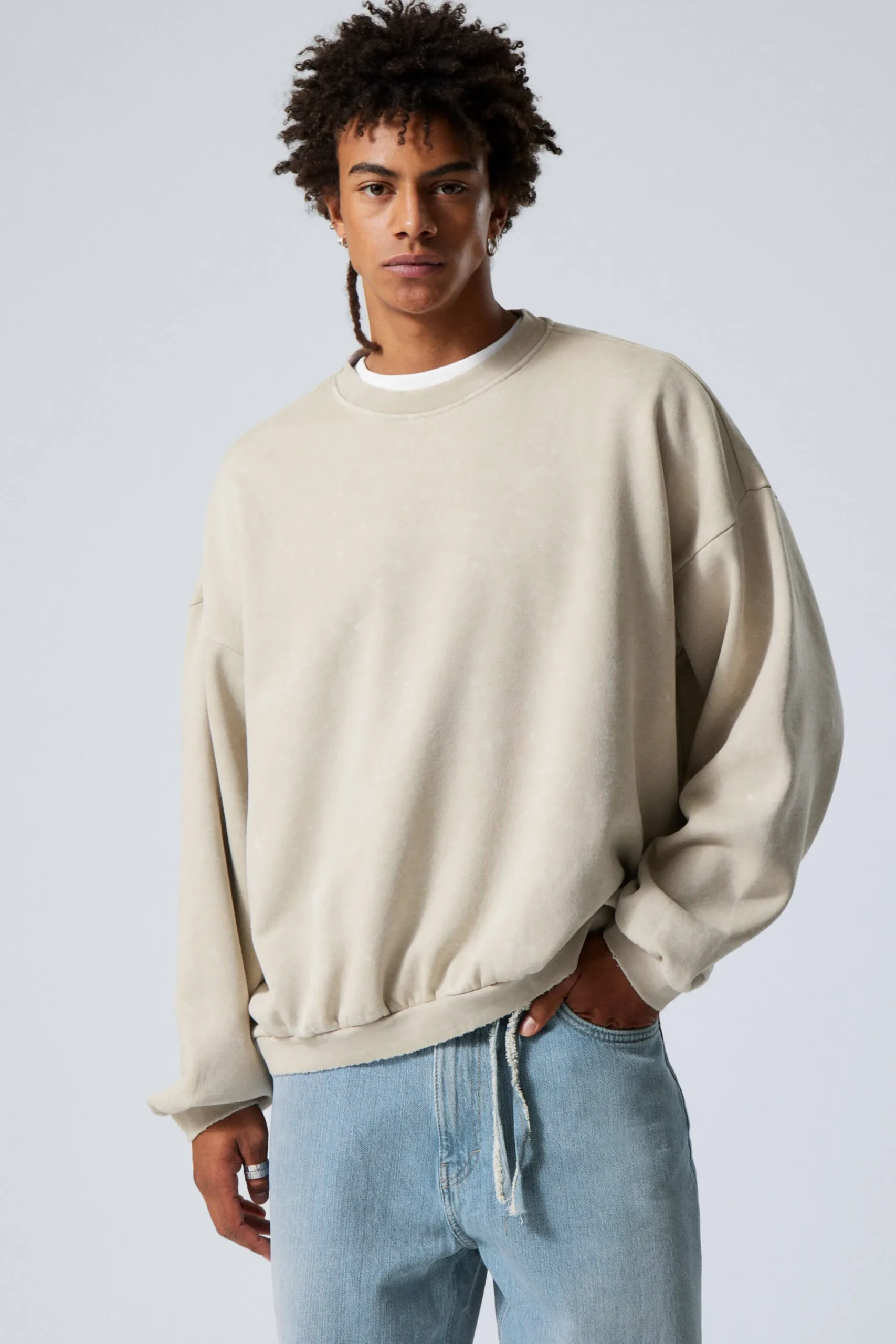 Weekday LONG-SLEEVED OVERSIZED SLOUCHY SWEATSHIRT washed dusty beige Online