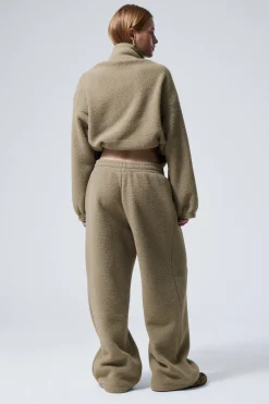 Weekday LOOSE FLEECE TROUSERS beige Store