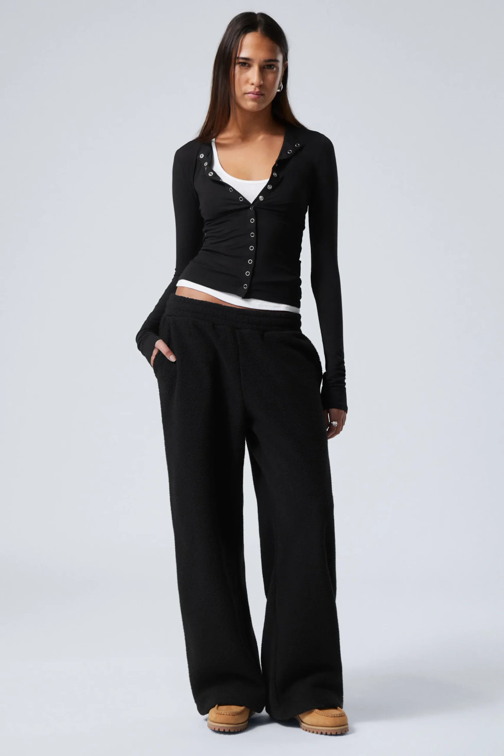 Weekday LOOSE FLEECE TROUSERS black Flash Sale