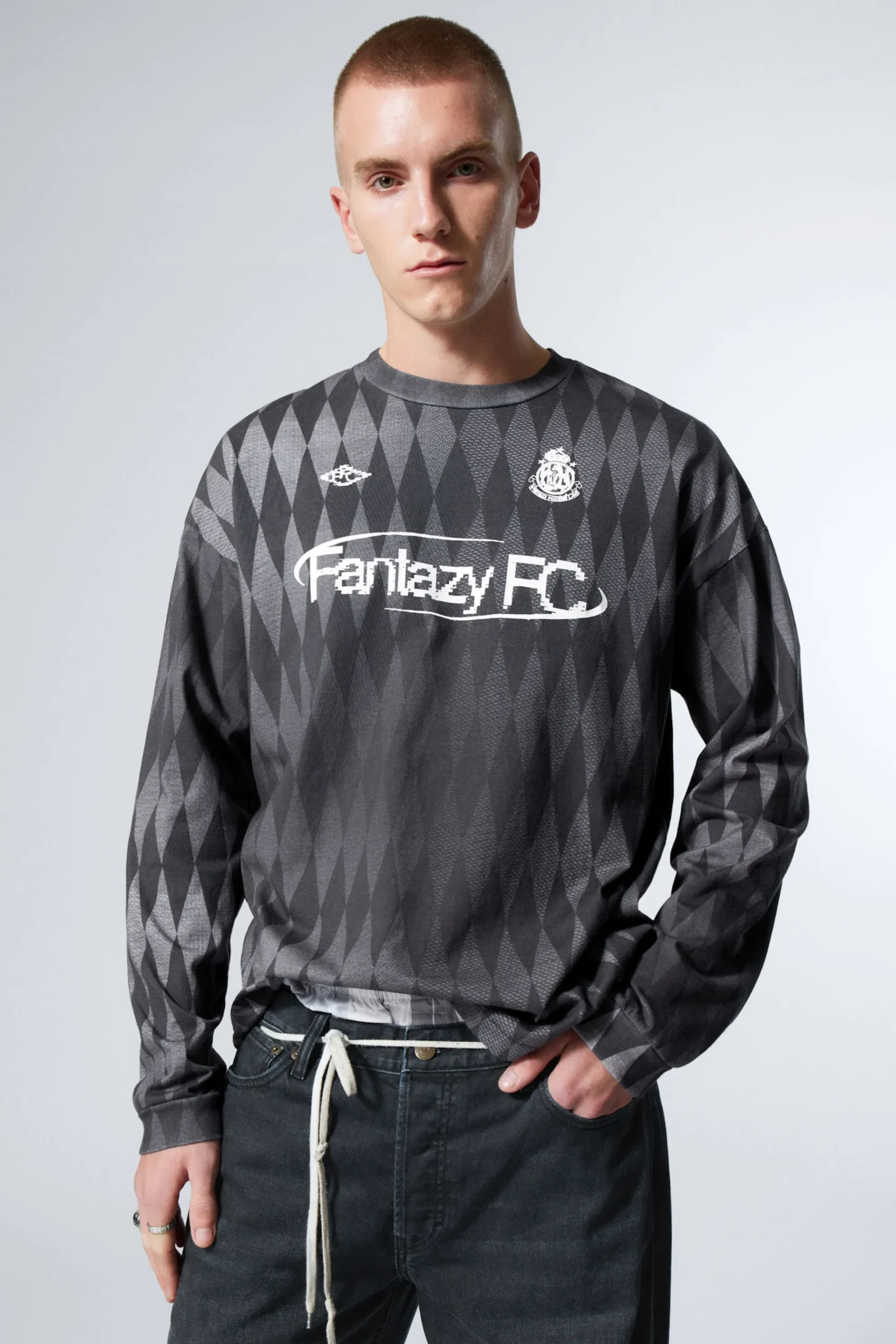 Weekday LOOSE GRAPHIC LONG SLEEVE T-SHIRT dark grey fantazy fc Best