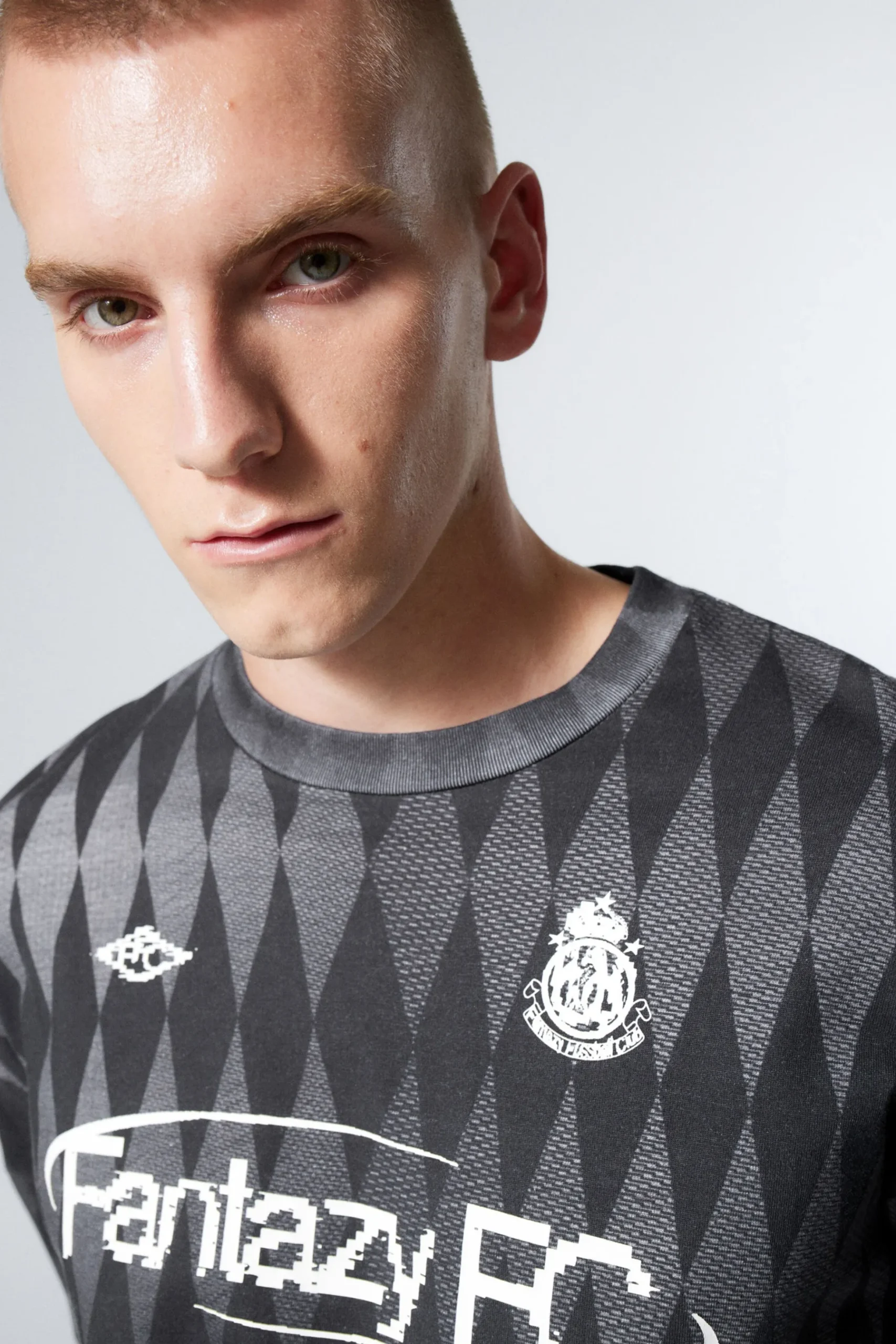 Weekday LOOSE GRAPHIC LONG SLEEVE T-SHIRT dark grey fantazy fc Best