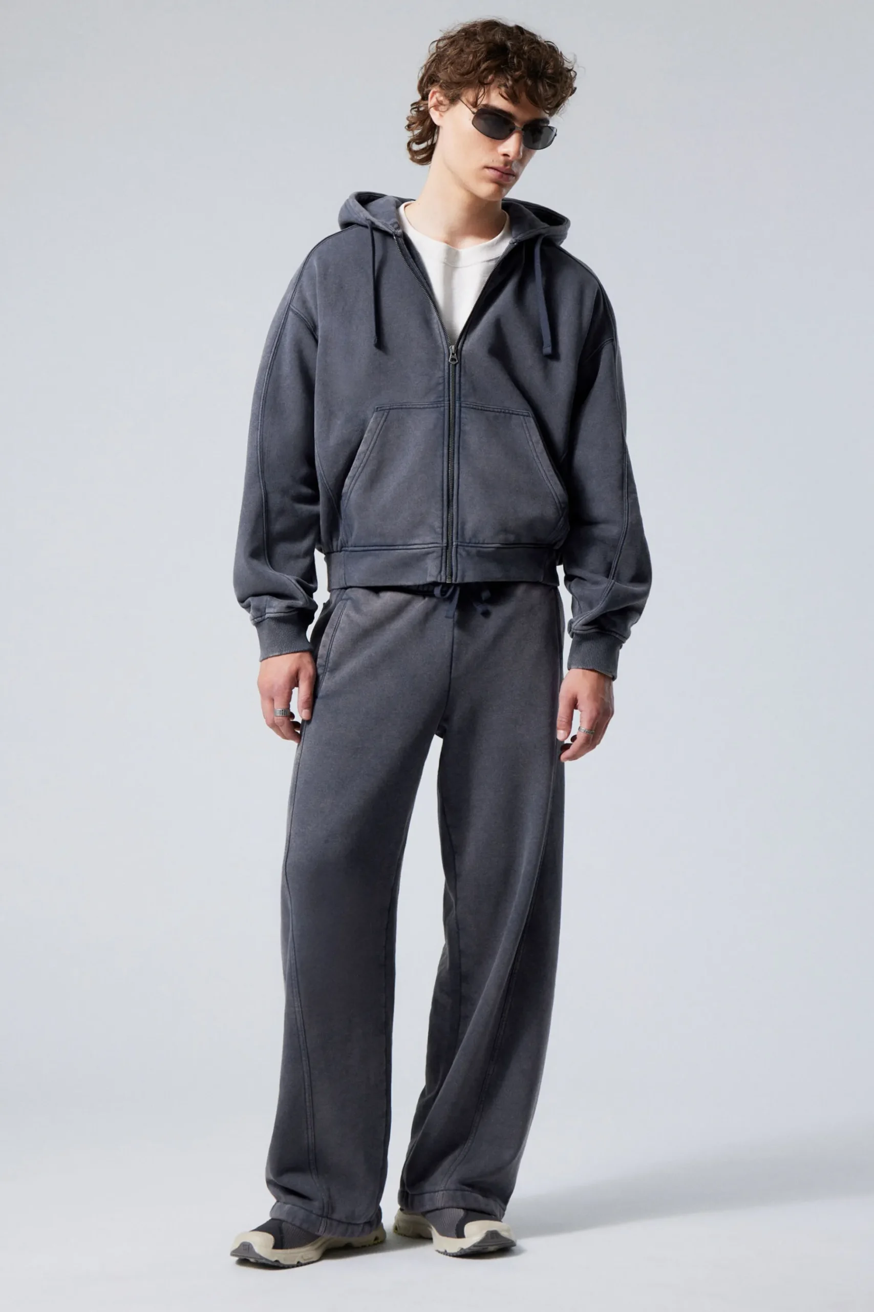 Weekday LOOSE ZIP HOODIE washed dark blue Clearance