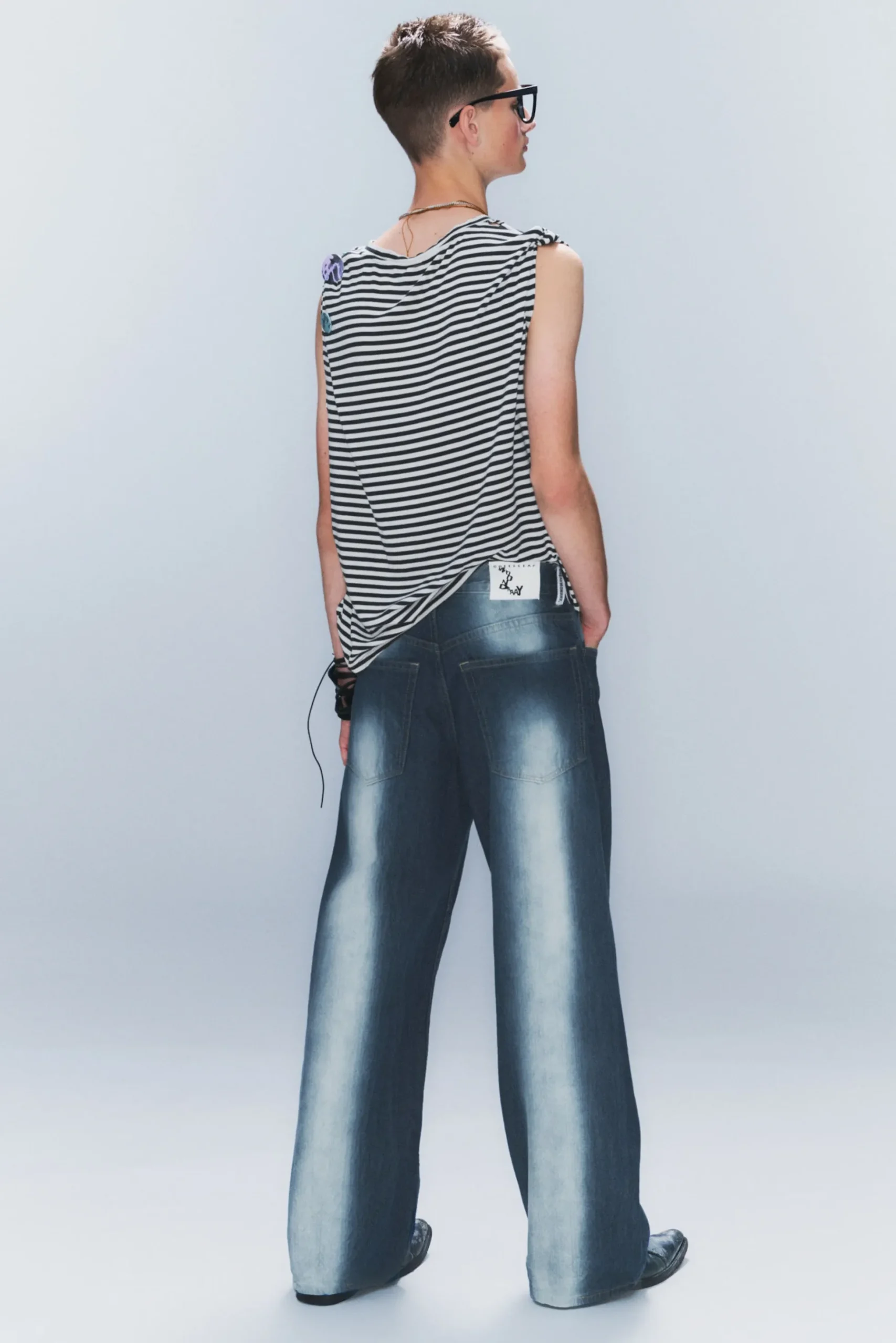 Weekday LOOSER REGULAR WAIST LOOSE STRAIGHT JEANS blue spray Hot