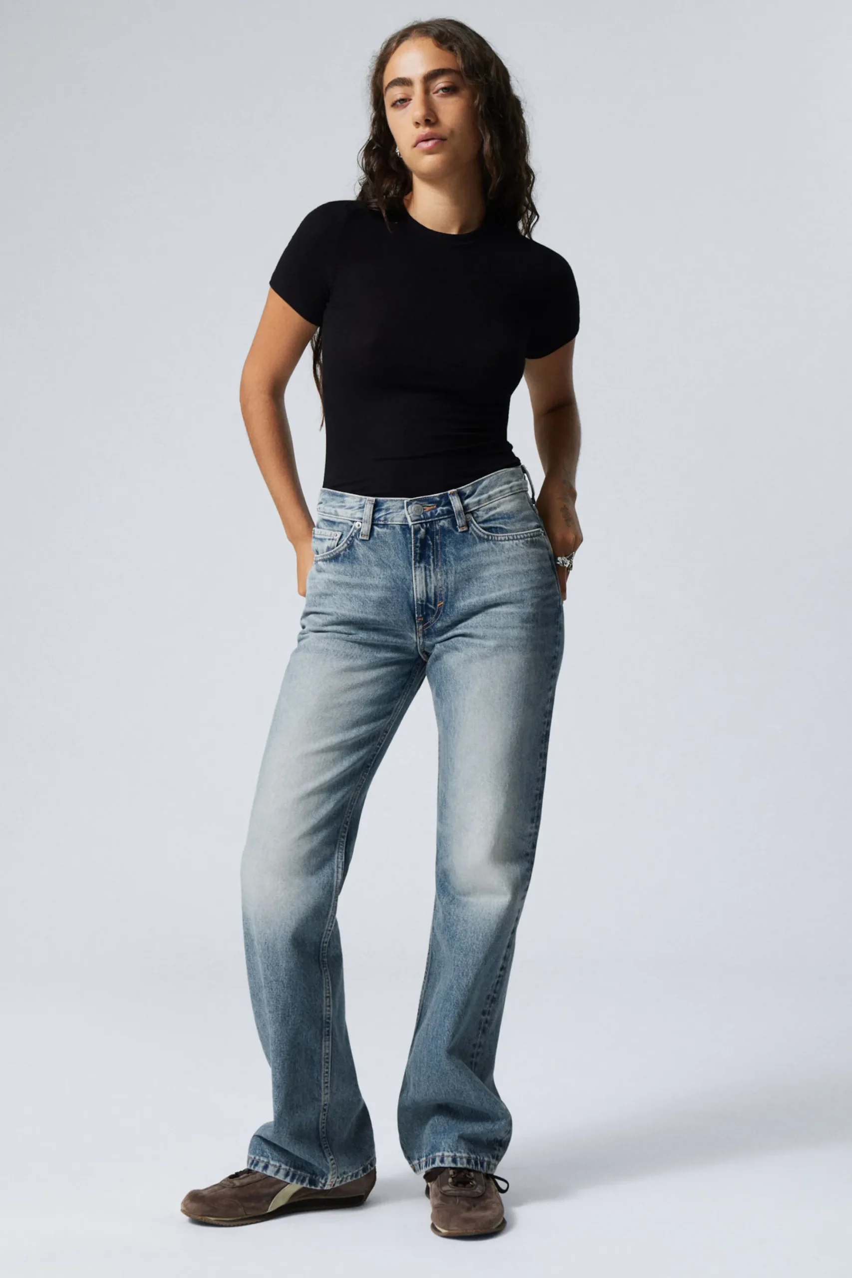 Weekday MOON MID RISE REGULAR BOOTCUT LEG JEANS seventeen blue medium blue Clearance