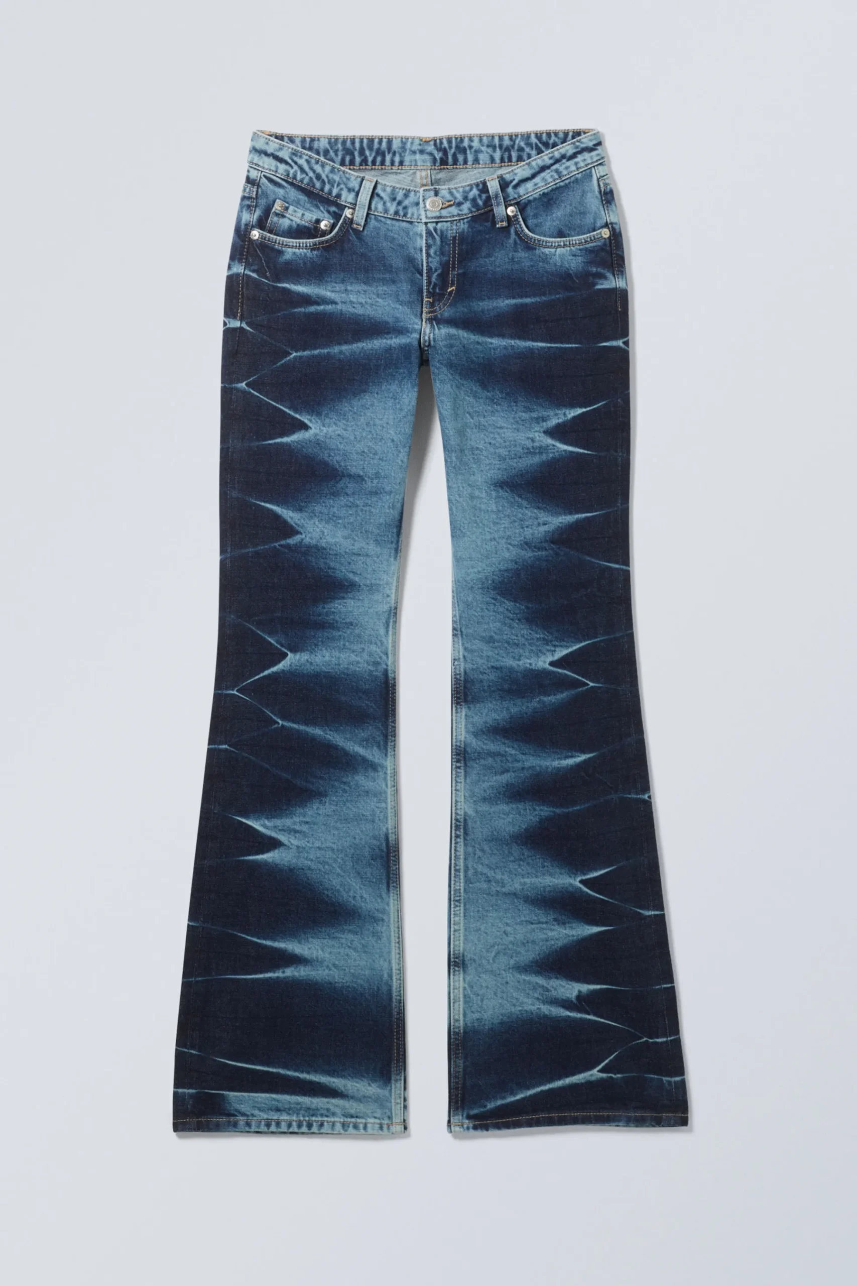 Weekday NOVA LOW WAIST SLIM BOOTCUT JEANS blue taggings Cheap