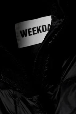 Weekday OVERSIZED RECYCLED DOWN PUFFER JACKET black Fashion