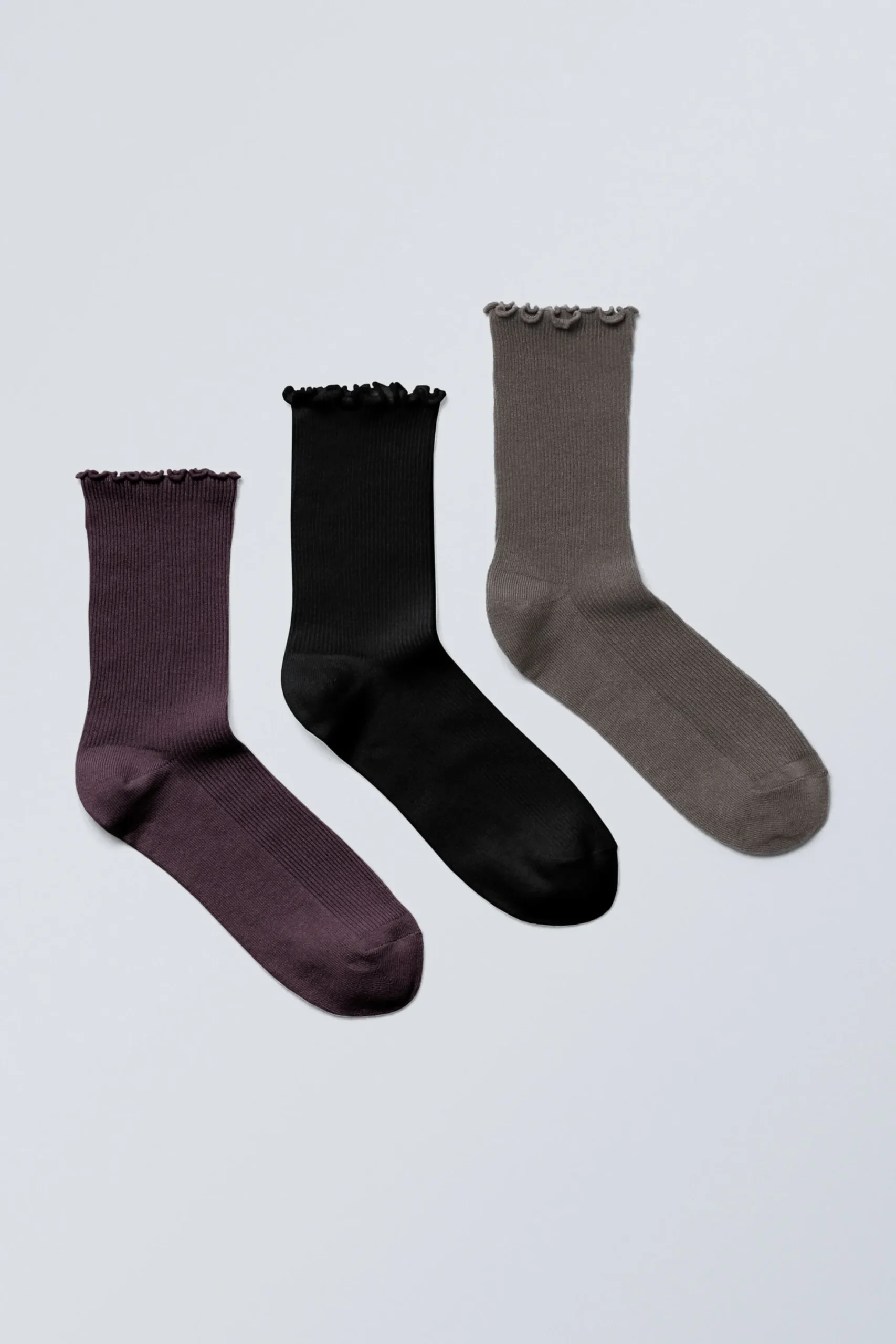 Weekday 3-PACK FRILL EDGE SOCKS dark plum/black/dark grey Fashion
