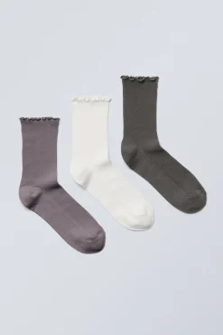 Weekday 3-PACK FRILL EDGE SOCKS purple/off-white/dark grey Shop