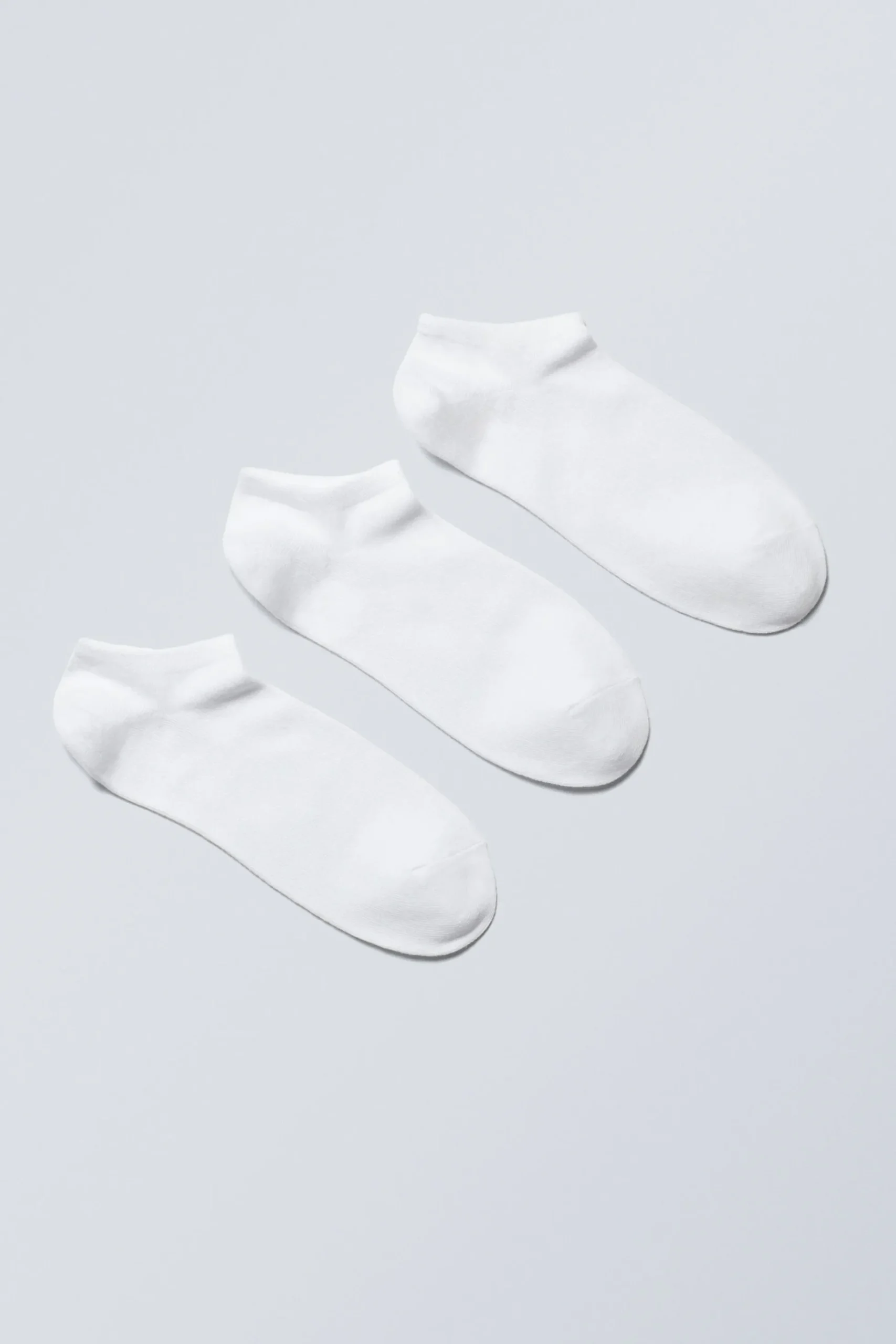 Weekday 3-PACK LOW COTTON TRAINER SOCKS white Store