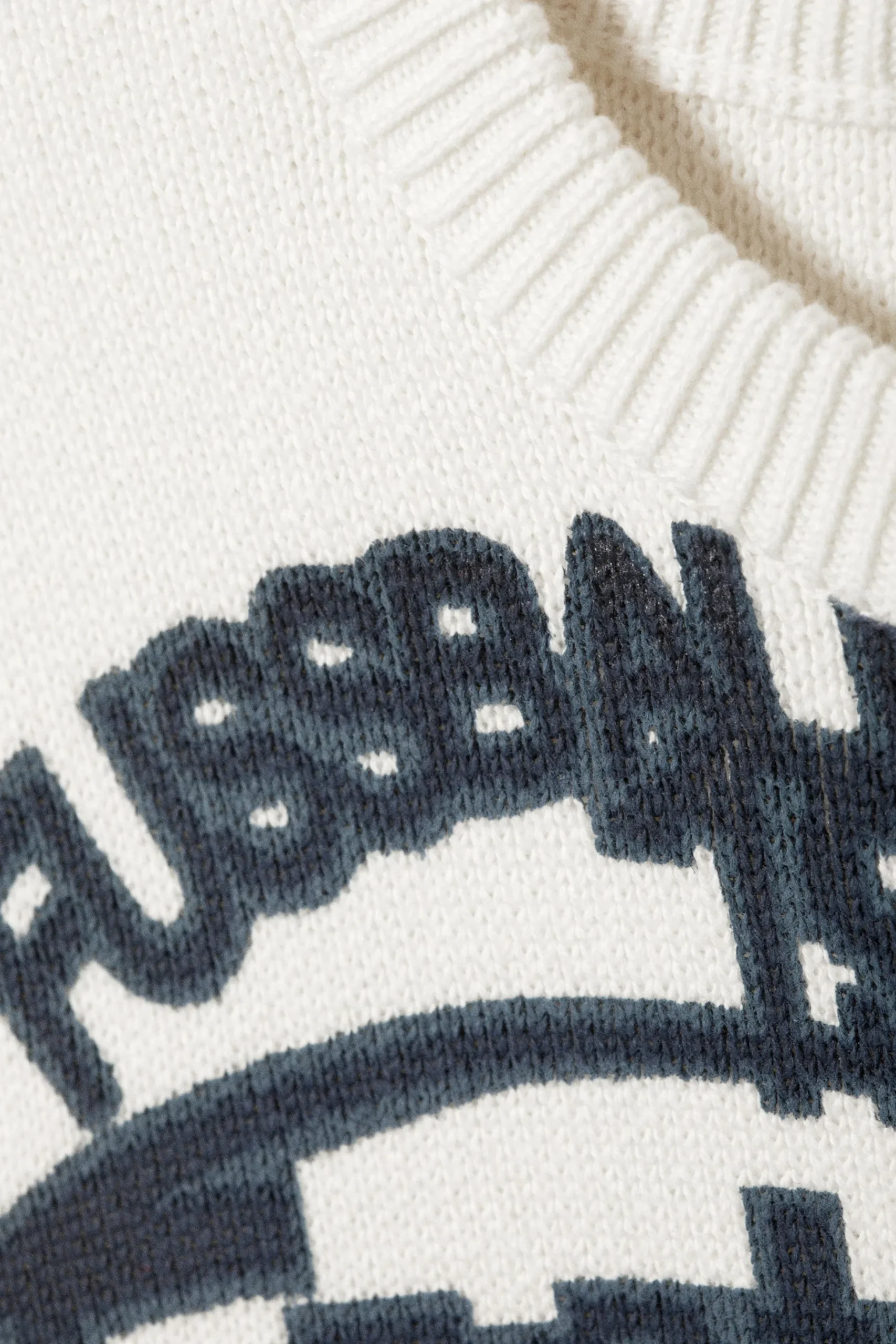 Weekday REGULAR JACQUARD KNITTED GRAPHIC SWEATER white fantazy fussball club Shop