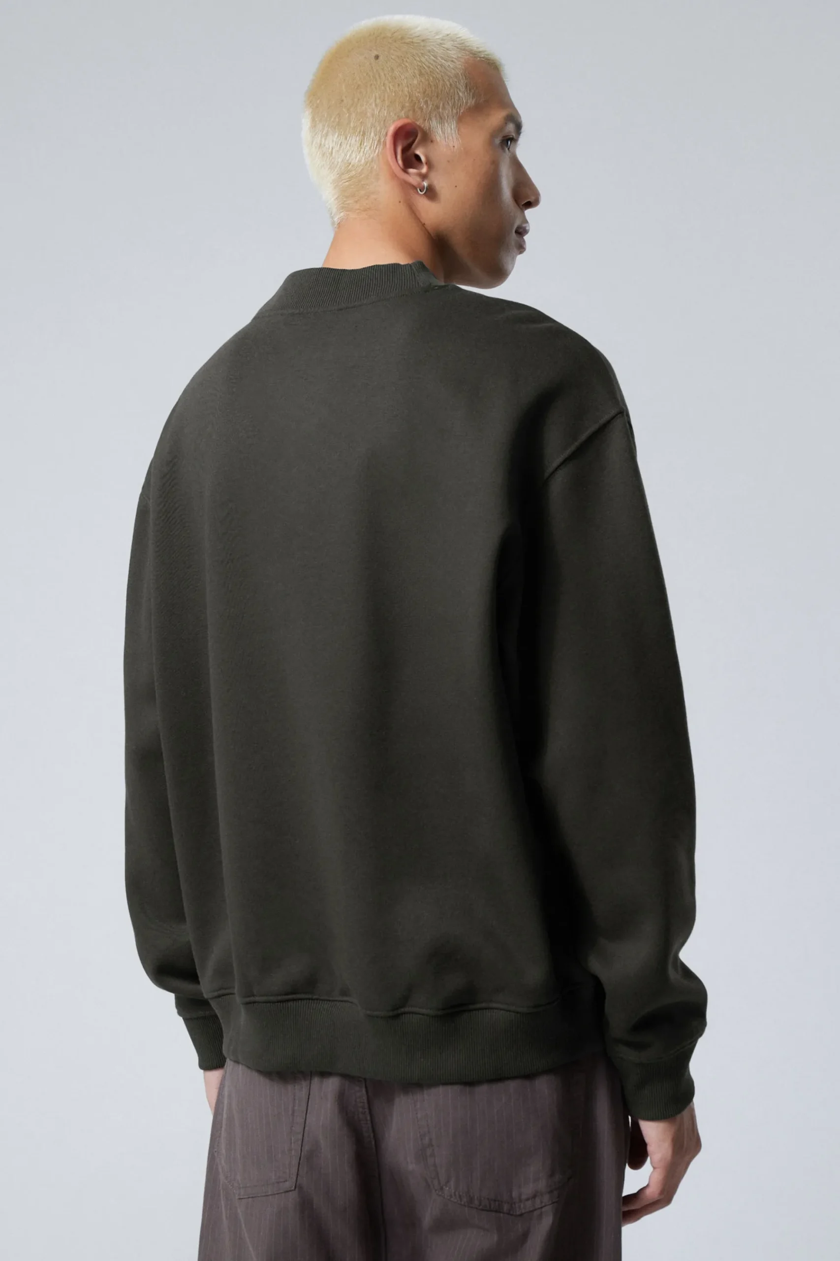 Weekday RELAXED HEAVYWEIGHT SWEATSHIRT off-black New