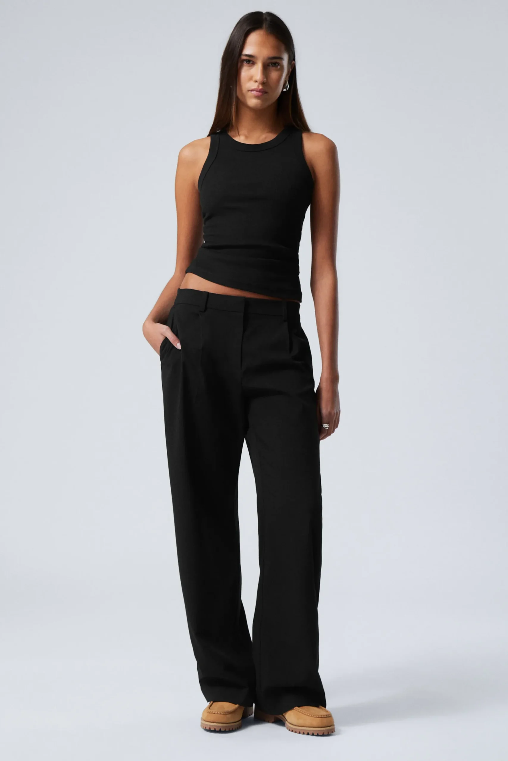 Weekday RELAXED PLEATED SUITING TROUSERS black New