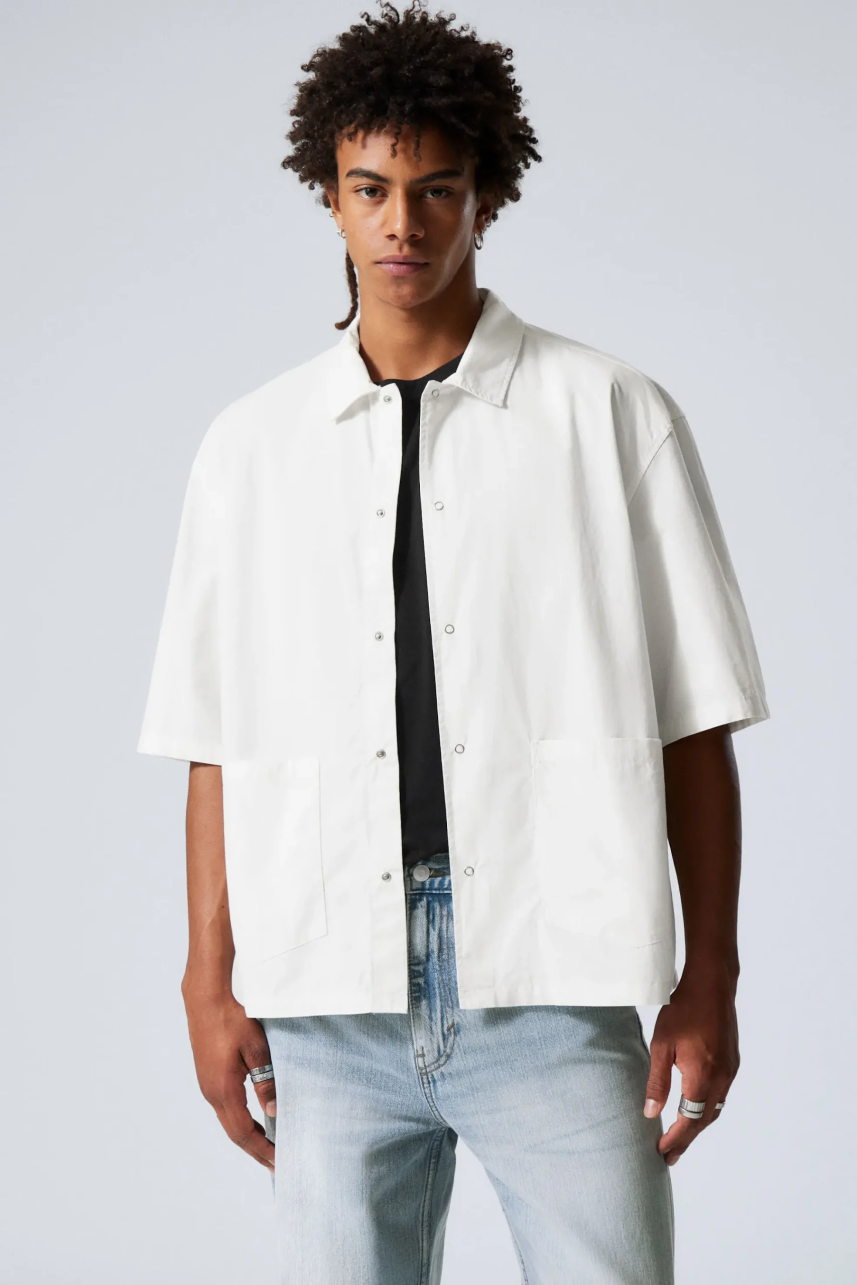 Weekday RELAXED SHORT SLEEVE COTTON SHIRT dusty white Online