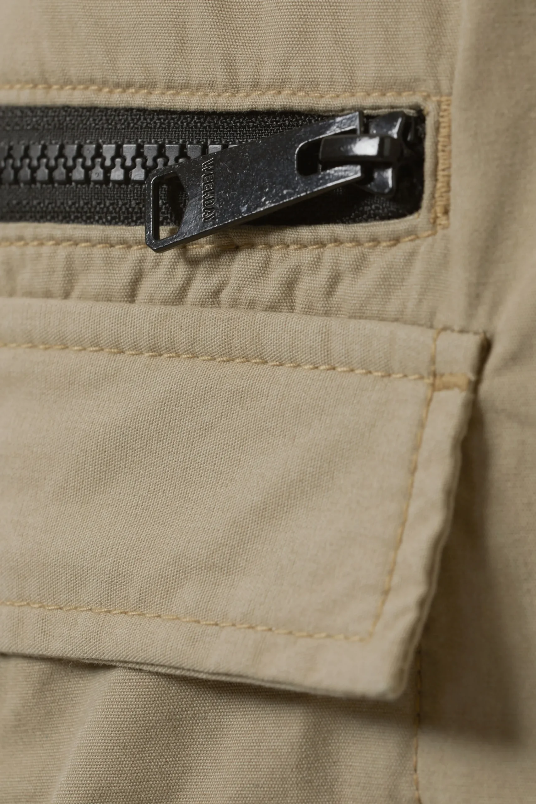 Weekday RELAXED ZIPPED TROUSERS beige Shop
