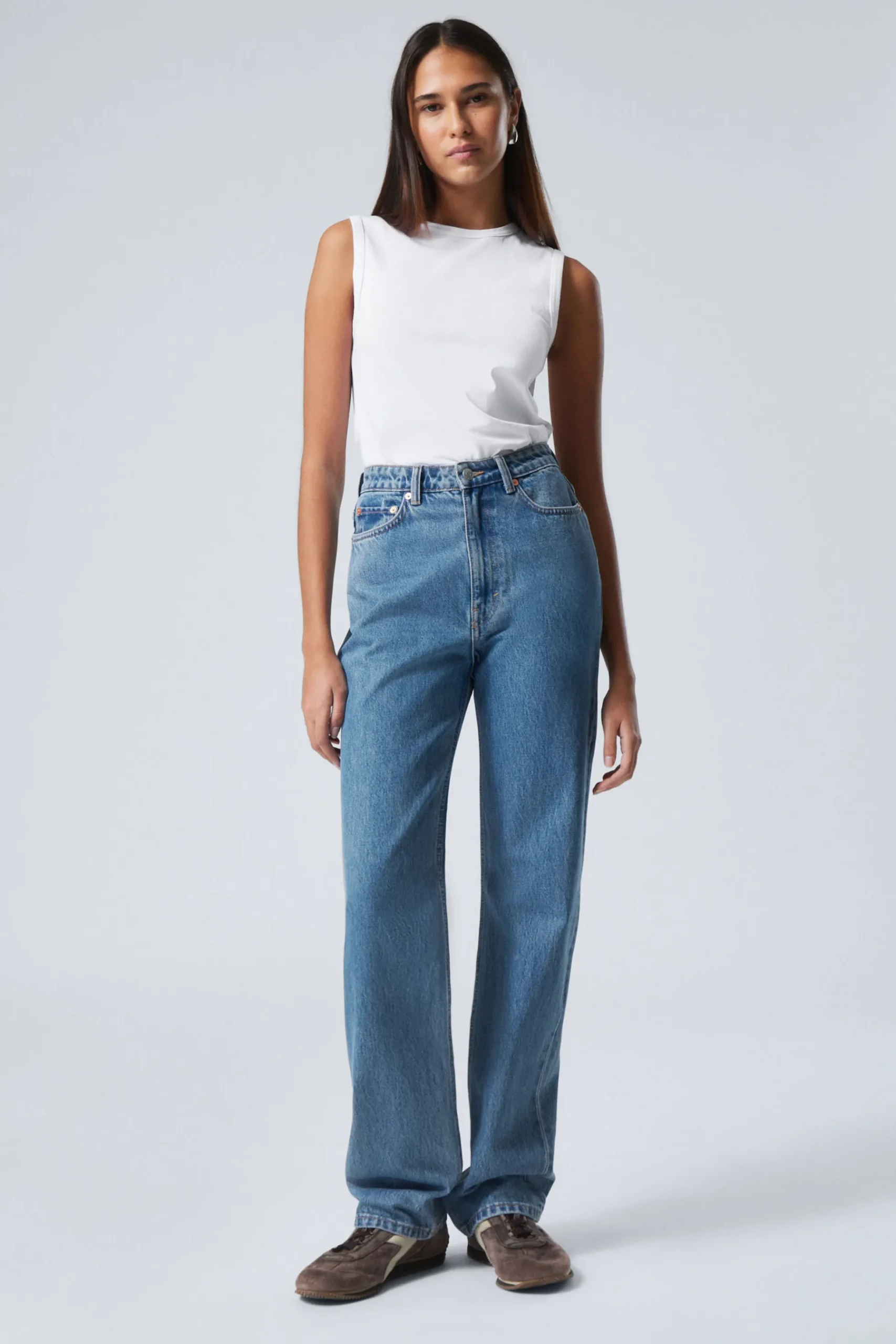 Weekday ROWE SUPER HIGH WAISTED REGULAR STRAIGHT LEG JEANS 90s blue medium blue Flash Sale