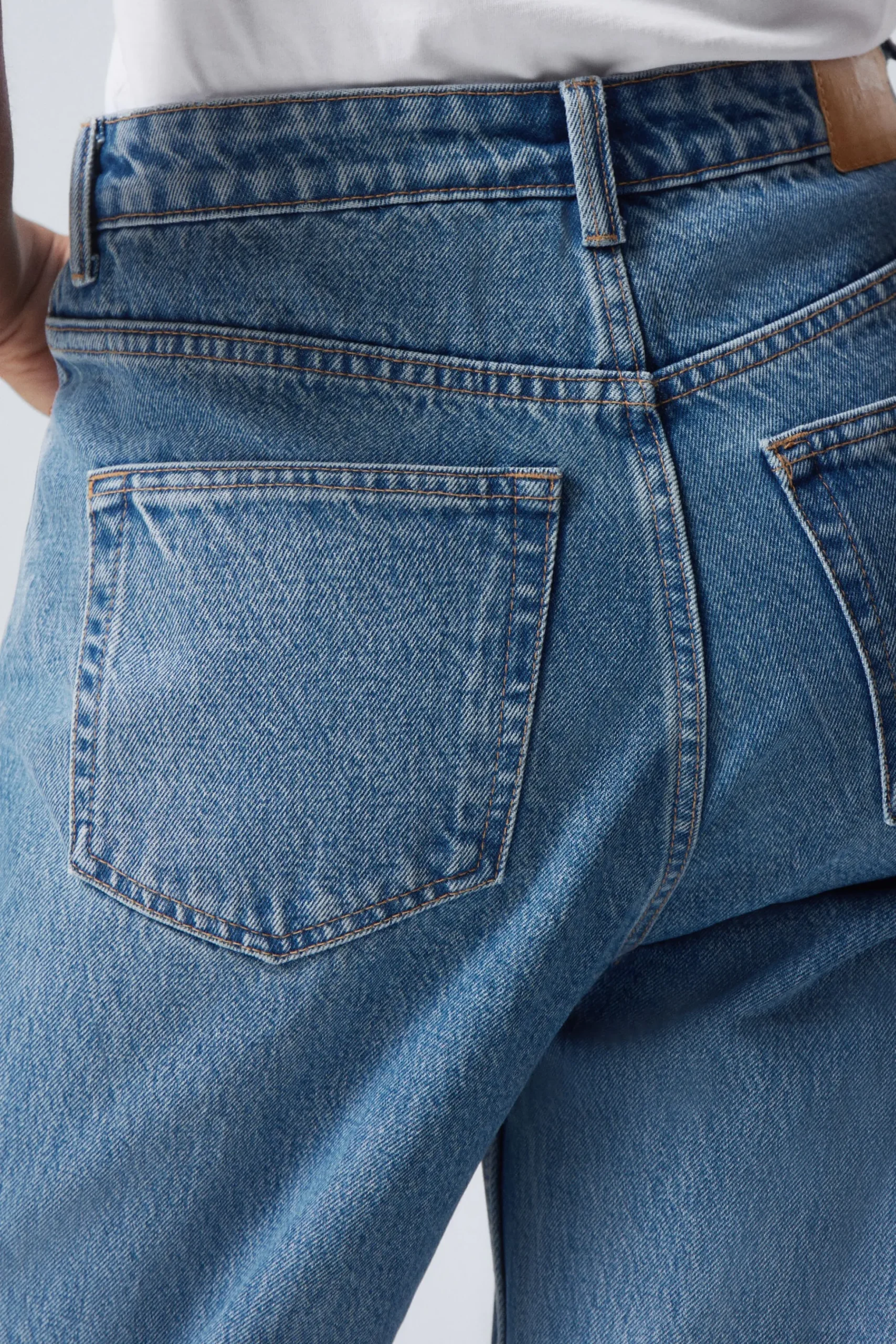 Weekday ROWE SUPER HIGH WAISTED REGULAR STRAIGHT LEG JEANS 90s blue medium blue Flash Sale