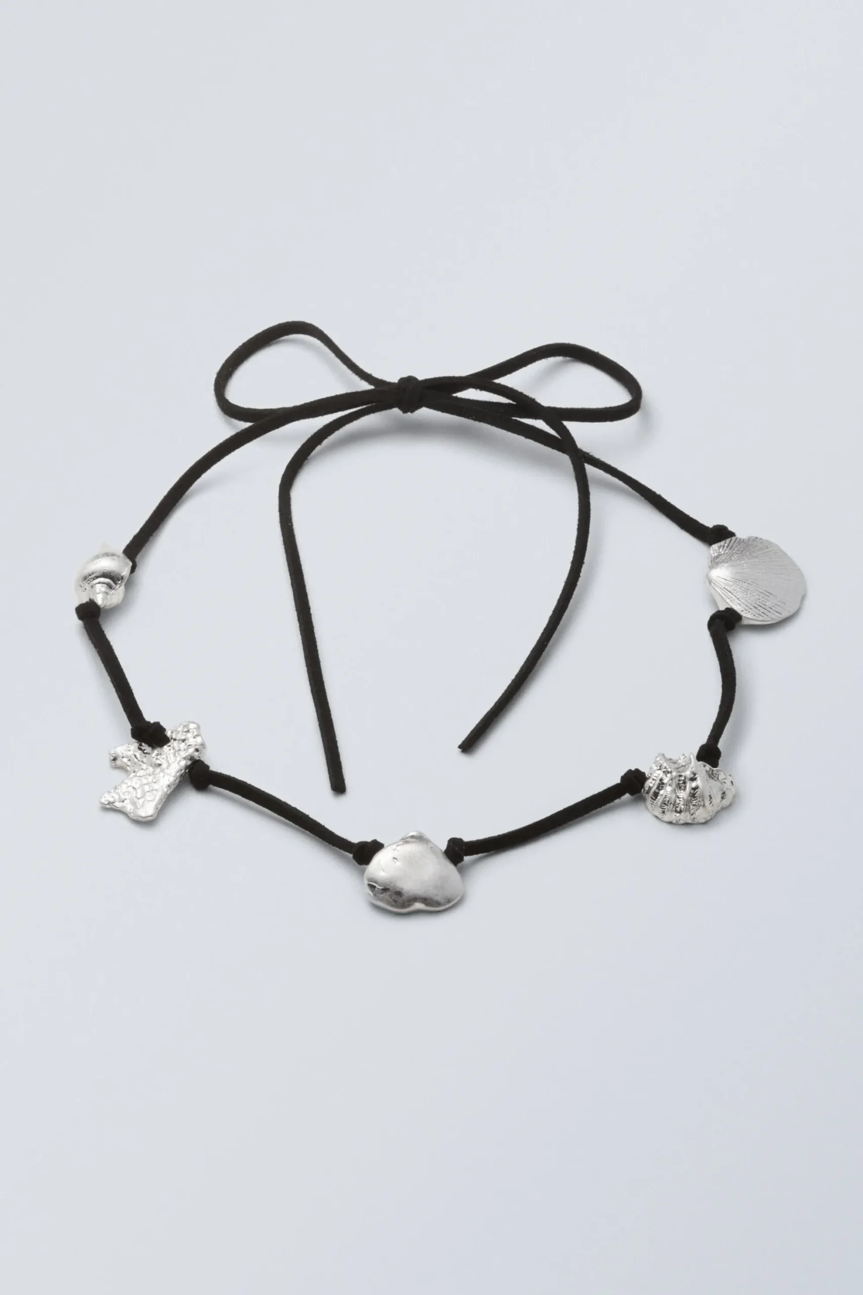 Weekday SHELL PENDANT NECKLACE black Shop