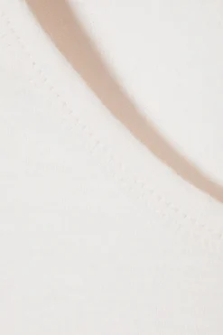 Weekday SHORT SLEEVE FITTED T-SHIRT dusty white Best Sale